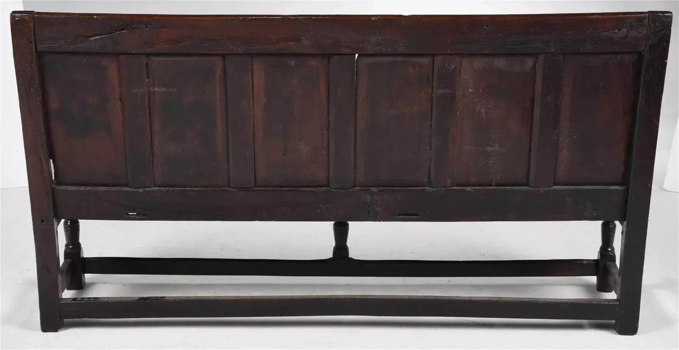 16 / Antigüedad de 1700  ¡¡¡Asiento de Roble Tallado Inglés Temprano, Roseta, Hoja, Banco!!! en Bueno estado para la venta en Austin, TX