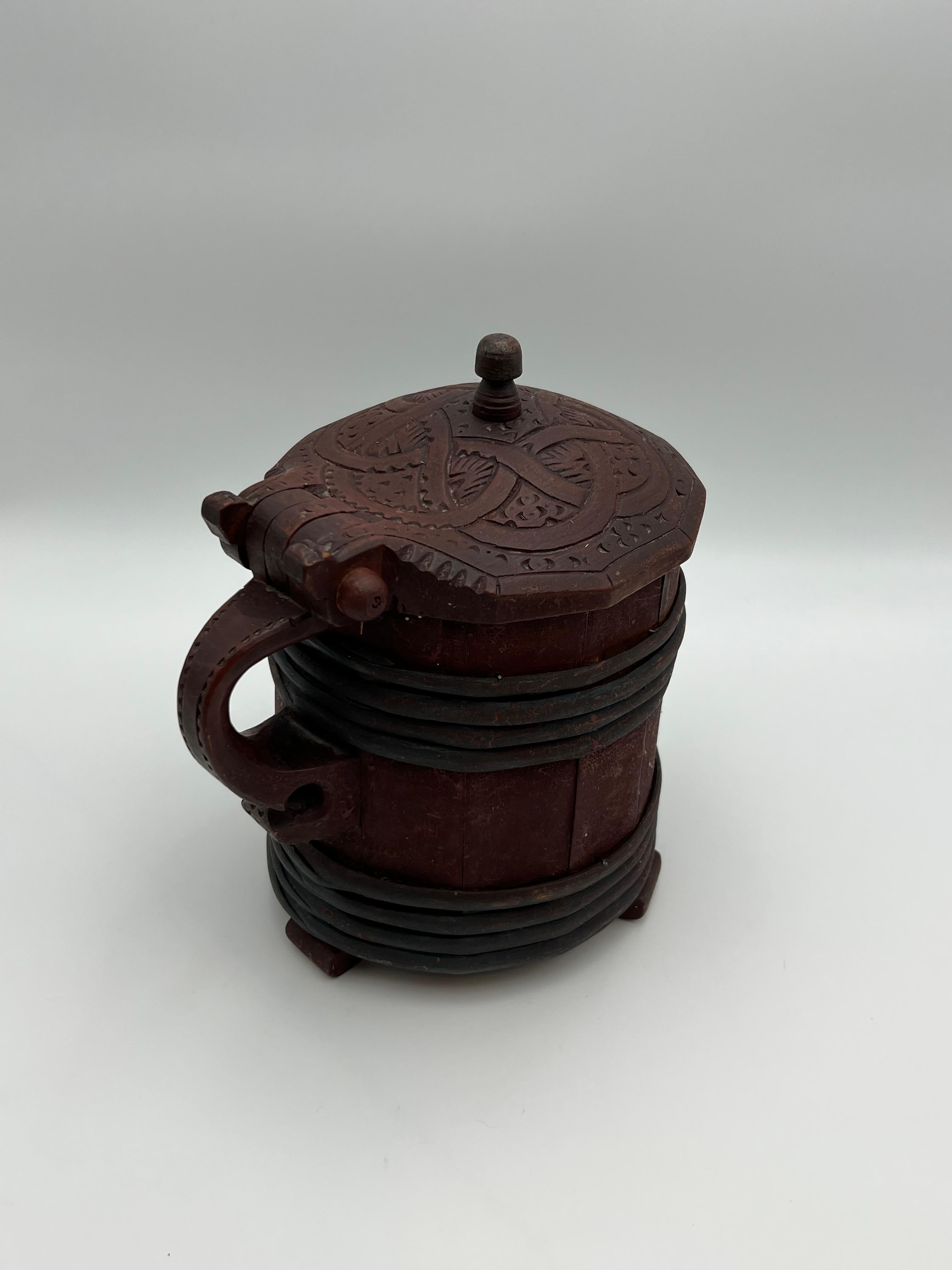 Bidon antique des années 16/1700, art populaire scandinave, qualité musée. Norvège/Islande en vente 6