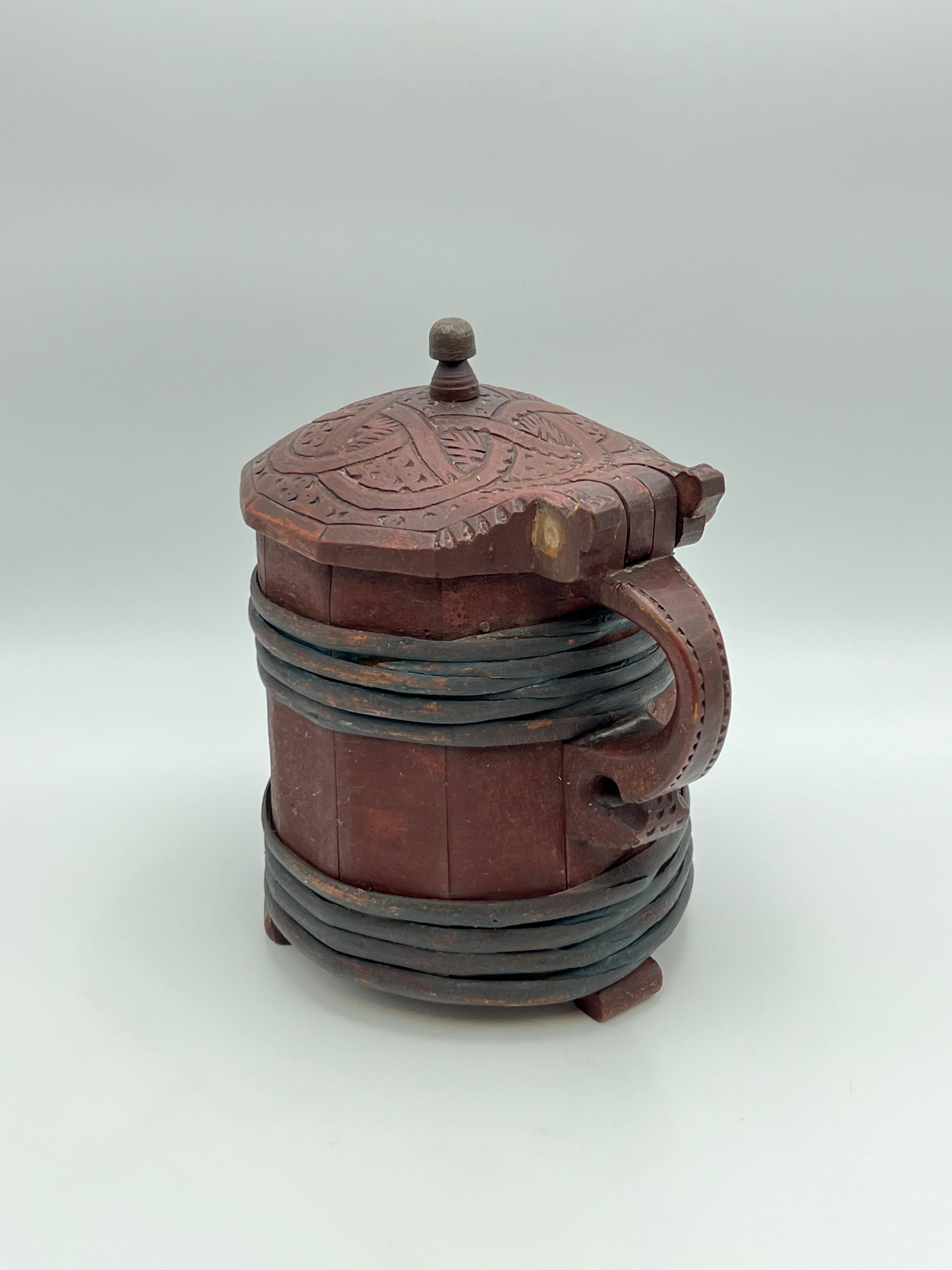 Fait main Bidon antique des années 16/1700, art populaire scandinave, qualité musée. Norvège/Islande en vente