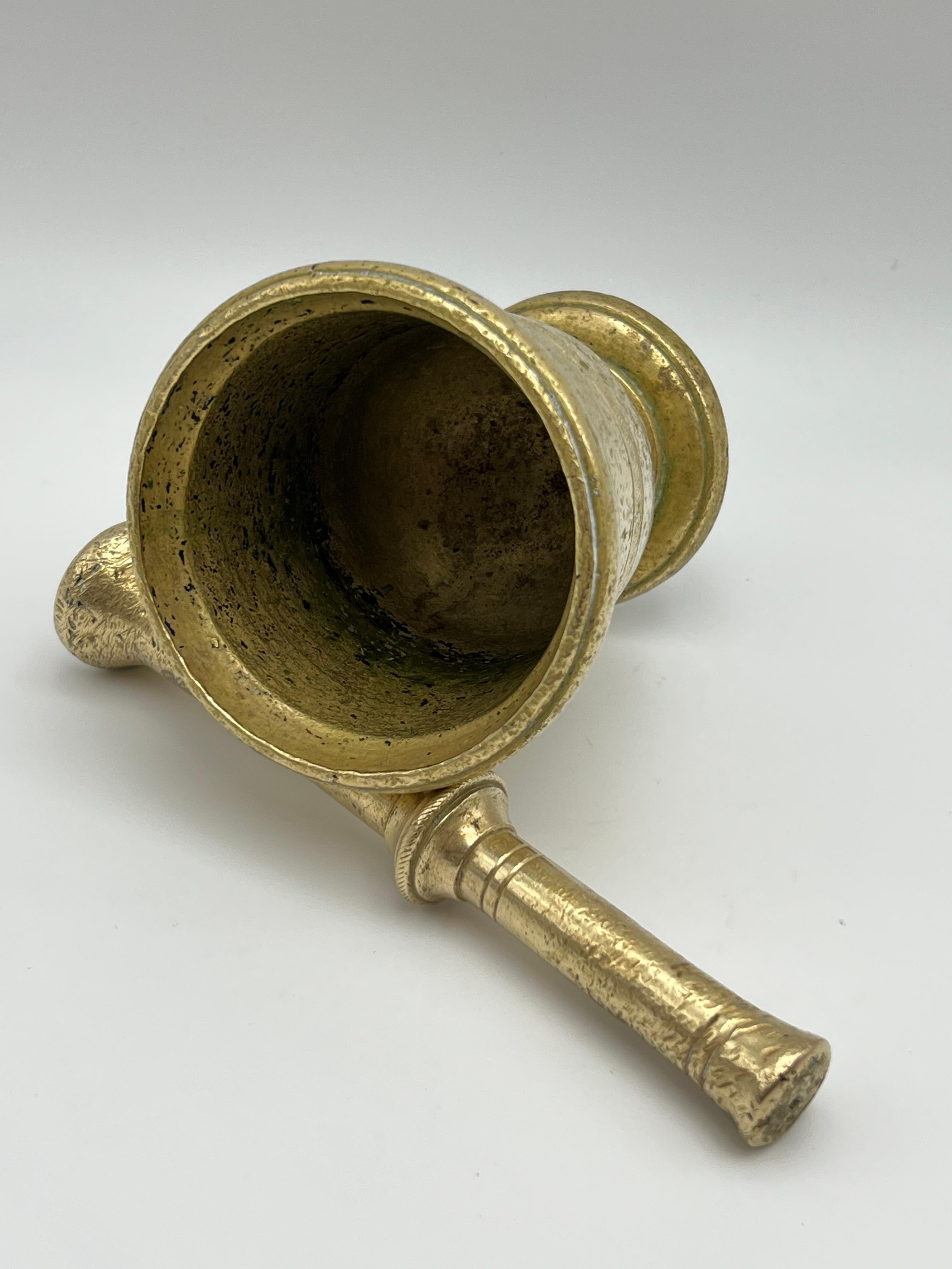 18th Century and Earlier 16/1700s Brass Mortar and Pestle, France, Primitive Antique, Patina For Sale