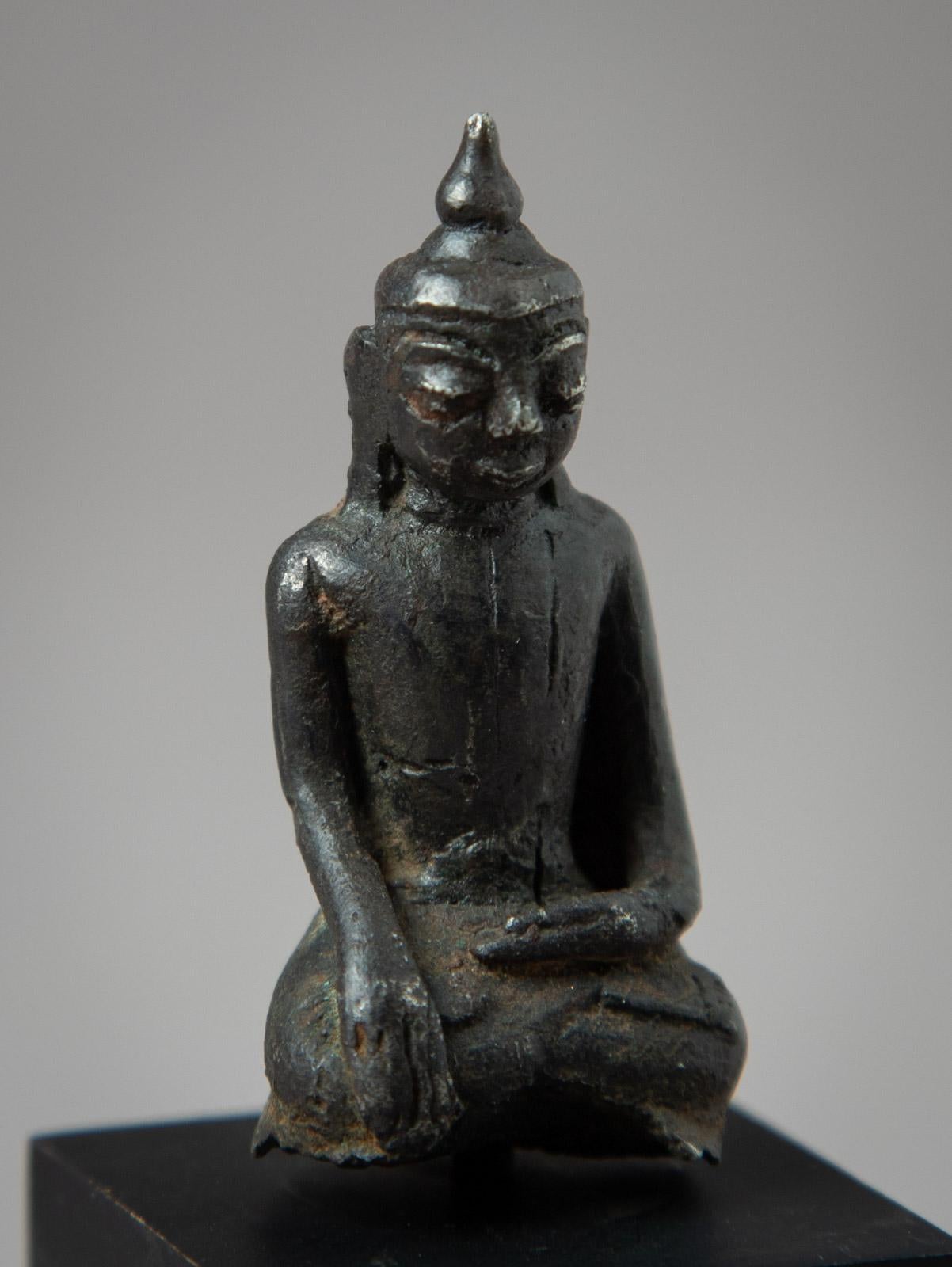 Bronze 16-17th century Antique bronze Burmese Buddha statue - OriginalBuddhas
