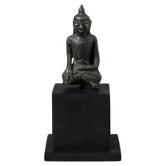 Antike burmesische Buddha-Statue aus Bronze aus dem 16.-17. Jahrhundert – OriginalBuddhas