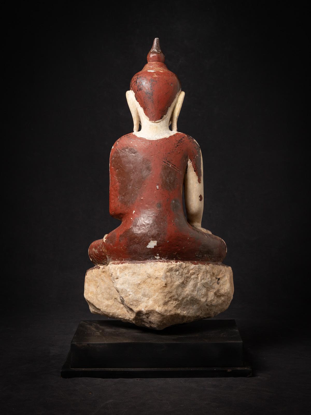 16-17th century Very special antique Burmese alabaster Buddha statue from Burma For Sale 11