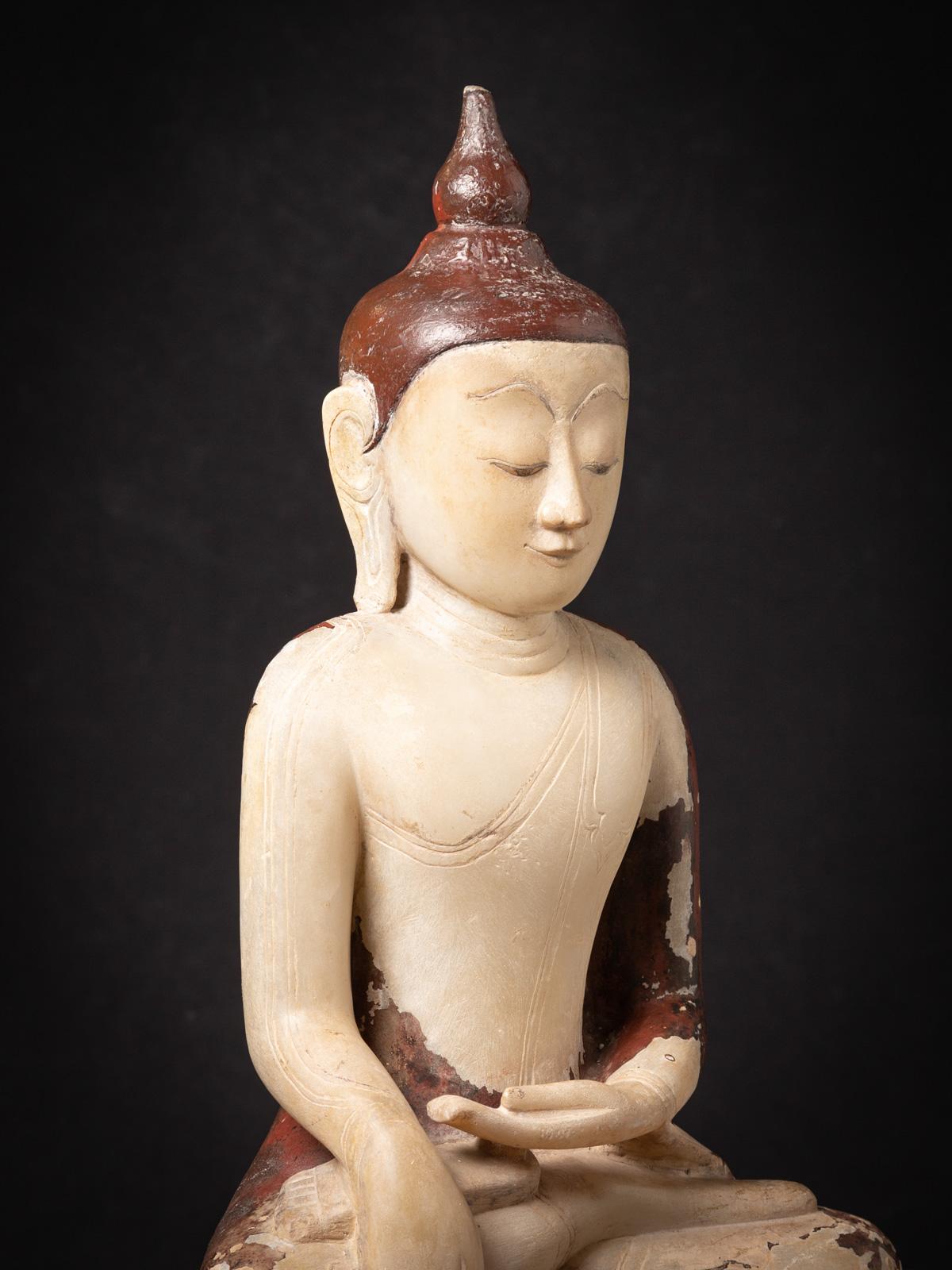 16-17th century Very special antique Burmese alabaster Buddha statue from Burma For Sale 14