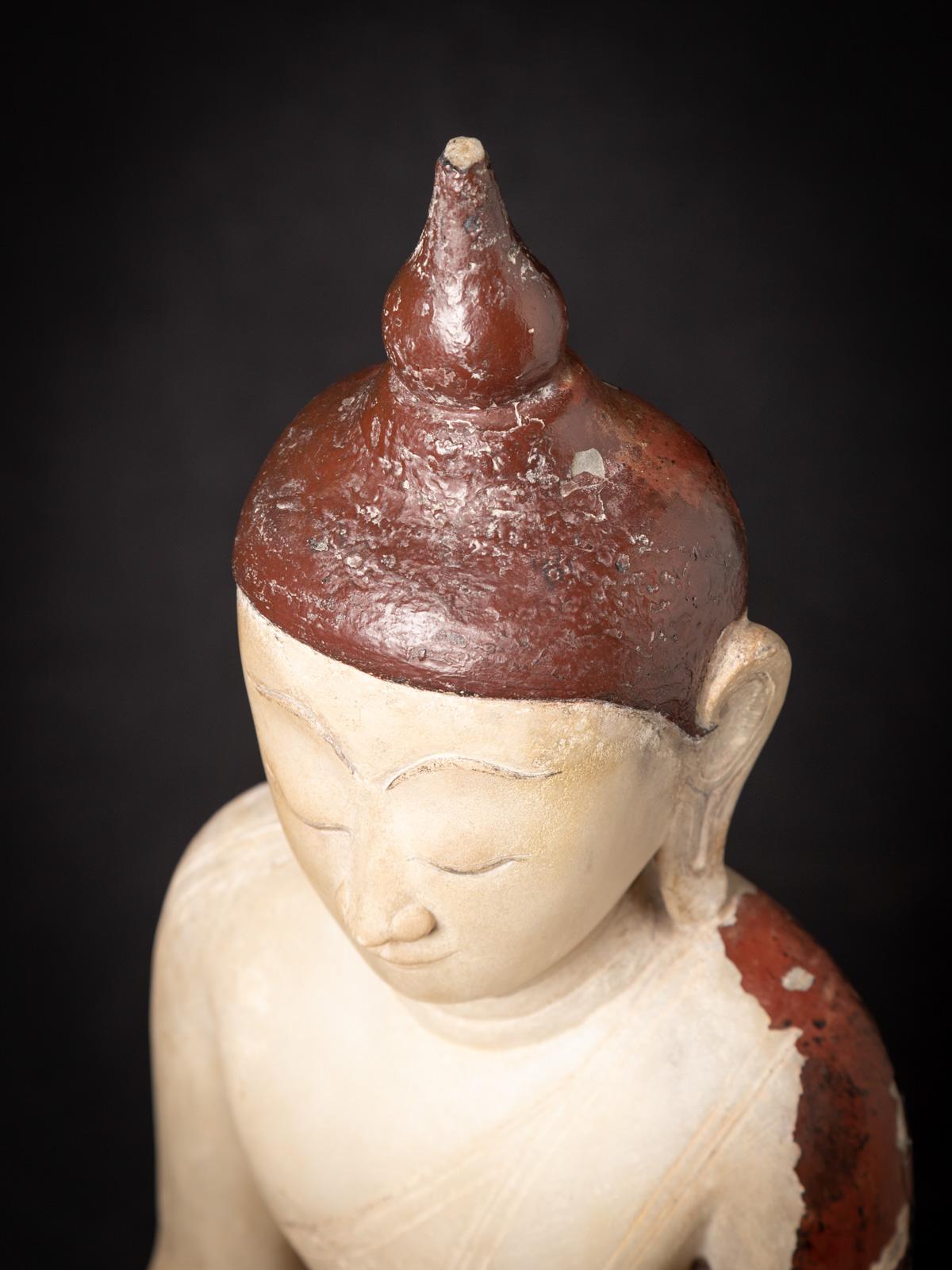 16-17th century Very special antique Burmese alabaster Buddha statue from Burma For Sale 2