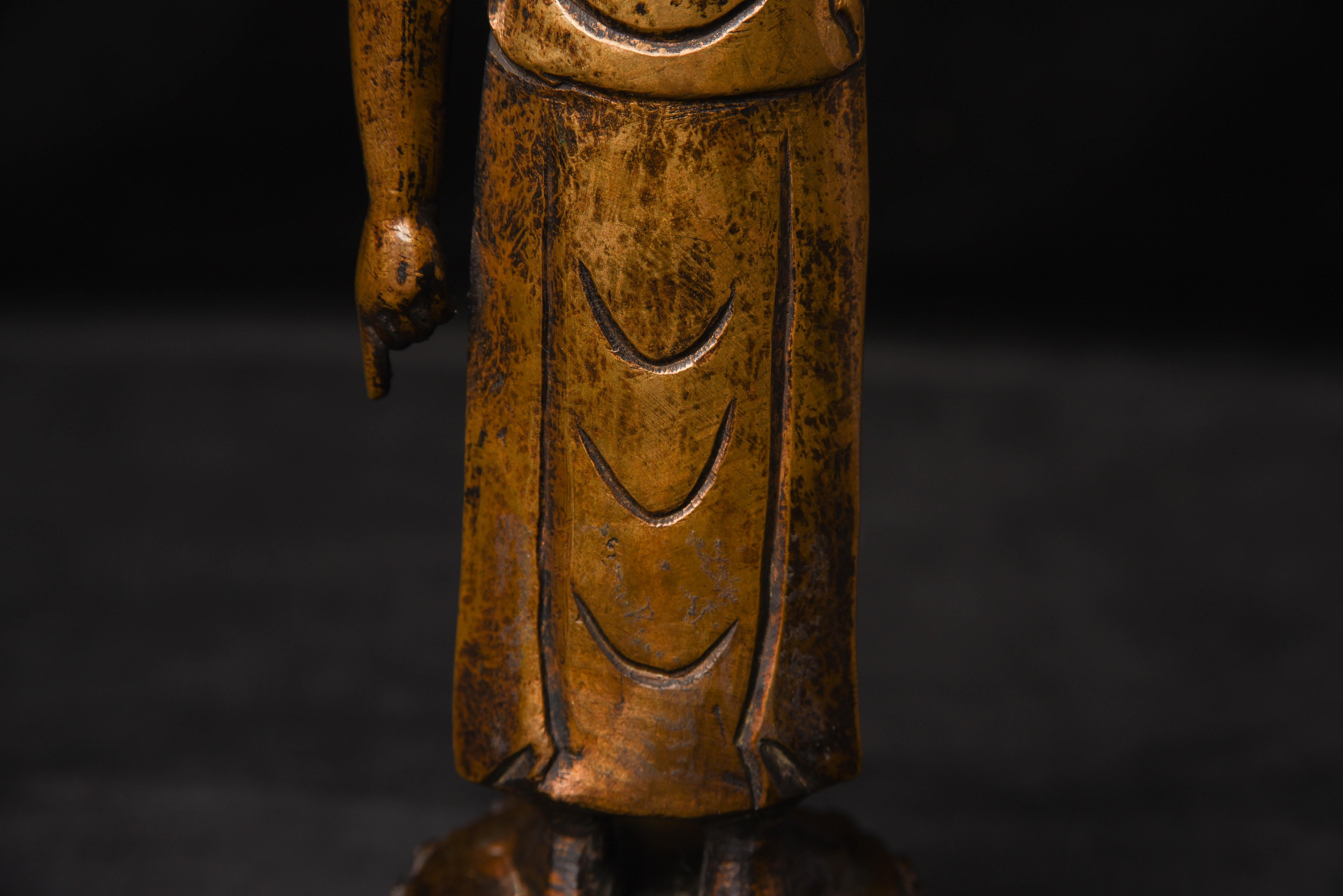 16/17ththC, Korean Baby Buddha Pointing to the Heaven and Earth, 5663 For Sale 1