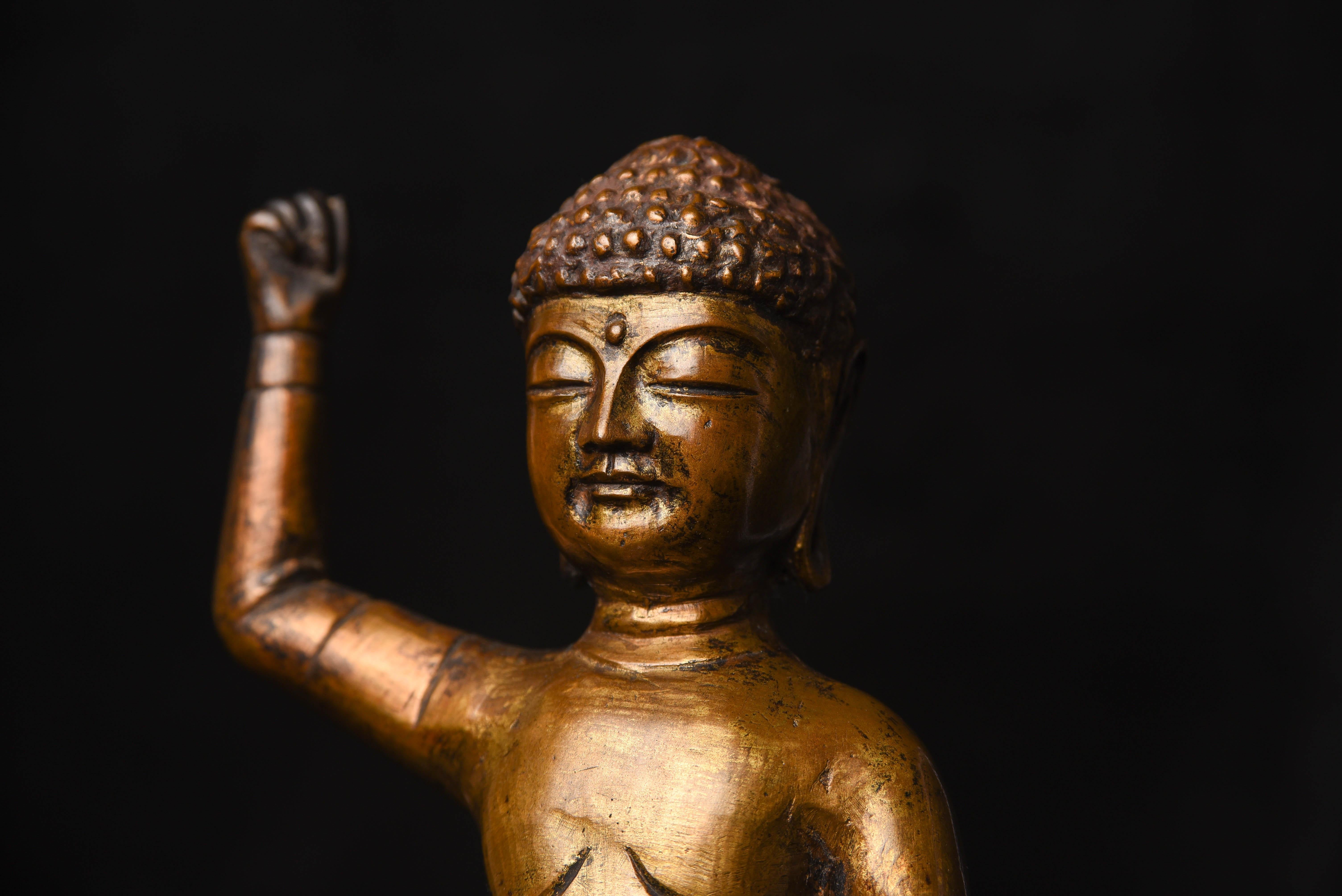 16/17ththC, Korean Baby Buddha Pointing to the Heaven and Earth, 5663 For Sale 2