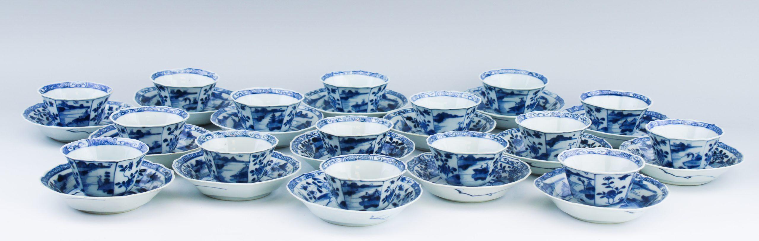 #16 Antiguo Periodo Kangxi Porcelana China Pescadores Taza de Té Platillo en venta 7