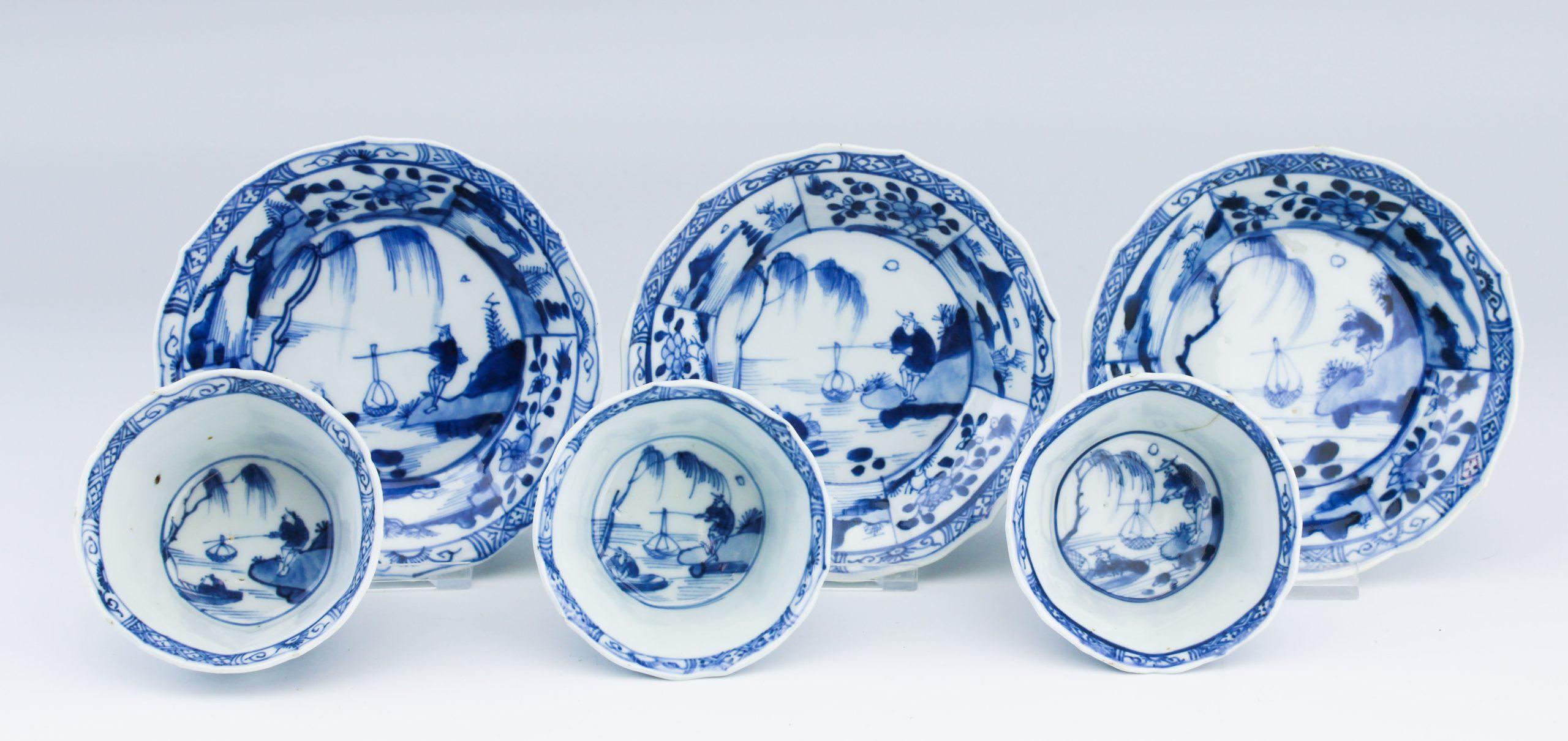 #16 Antiguo Periodo Kangxi Porcelana China Pescadores Taza de Té Platillo en venta 3