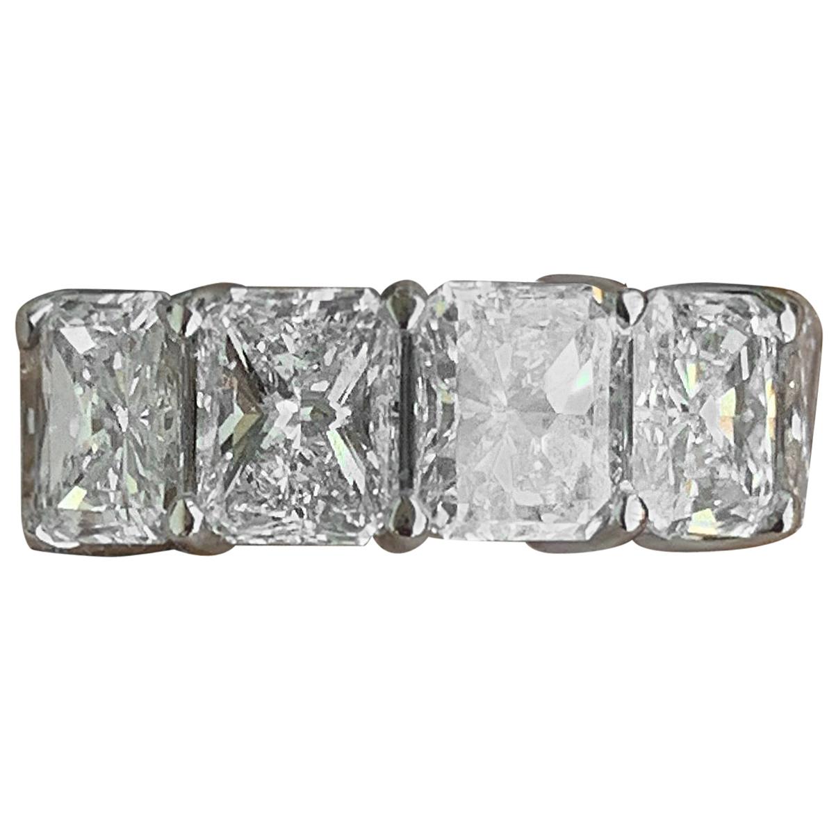 Can be sized to any finger size, ring will be made to order and take approximately 1-3 weeks from customers final design approval. If you need a sooner date let us know and we will see if we can accommodate you. Carat weight and color and clarity of