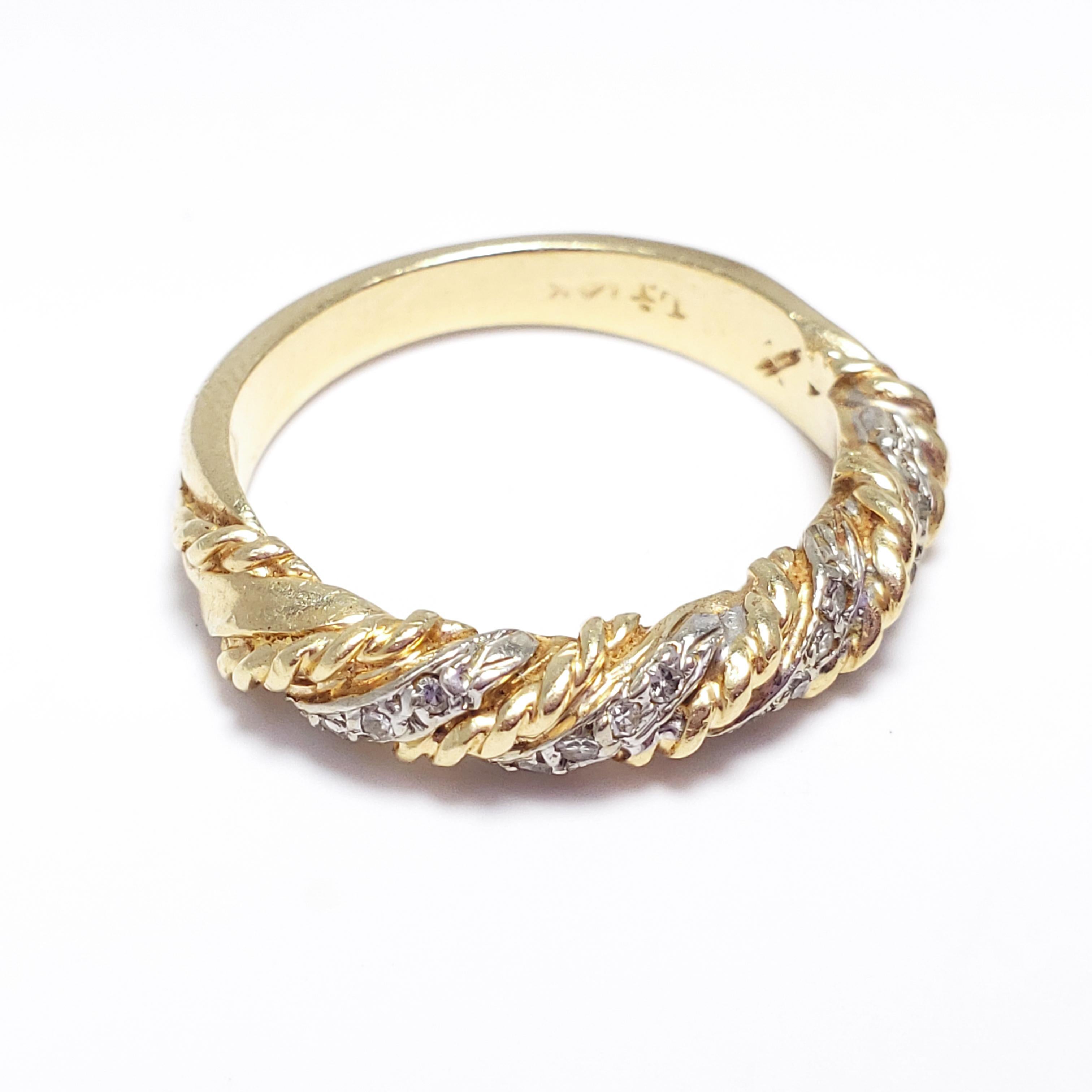 .16 Karat Diamant 14 Karat Gold und Platin Stilisierter gedrehter Ringband, 1970 (Moderne) im Angebot