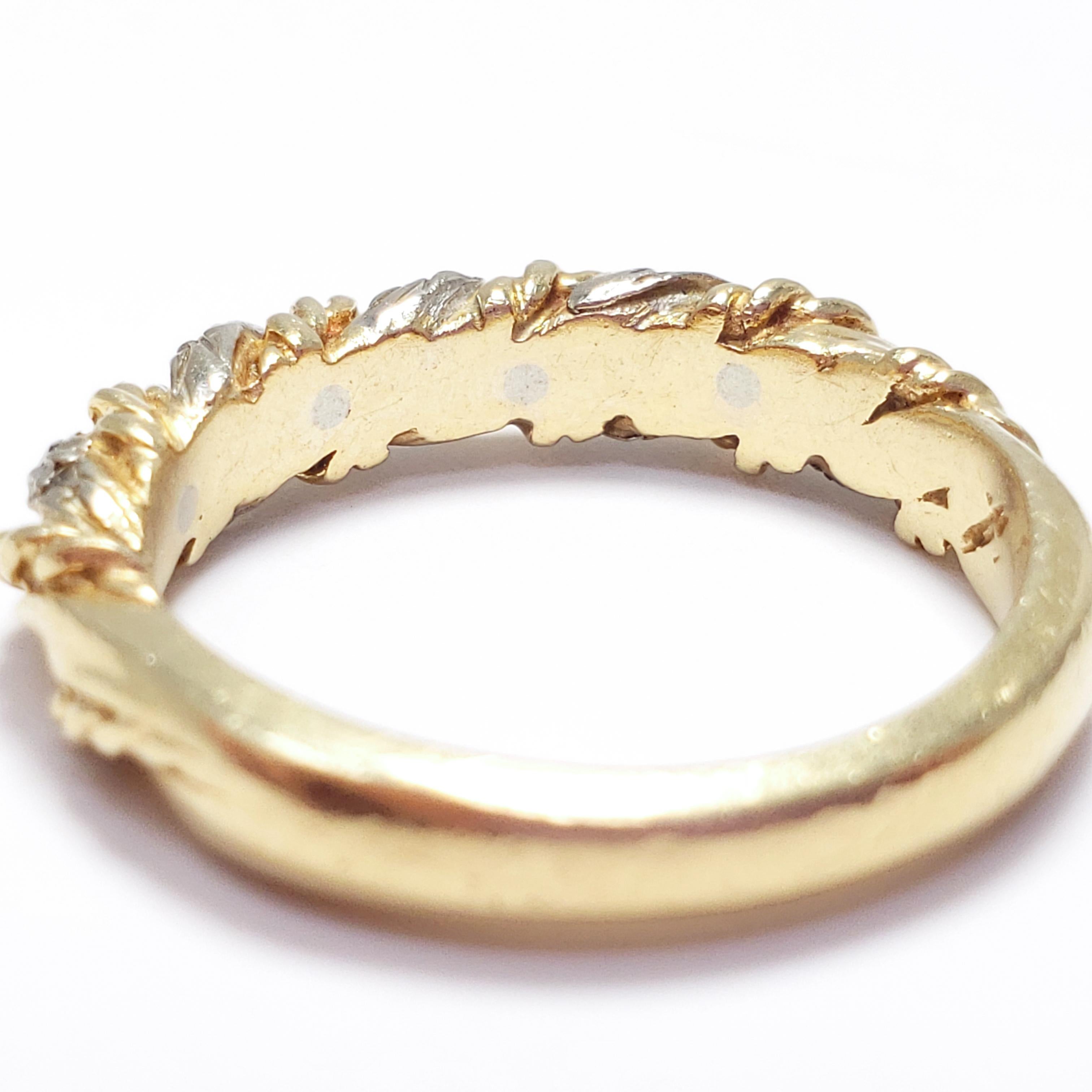 .16 Karat Diamant 14 Karat Gold und Platin Stilisierter gedrehter Ringband, 1970 im Angebot 2