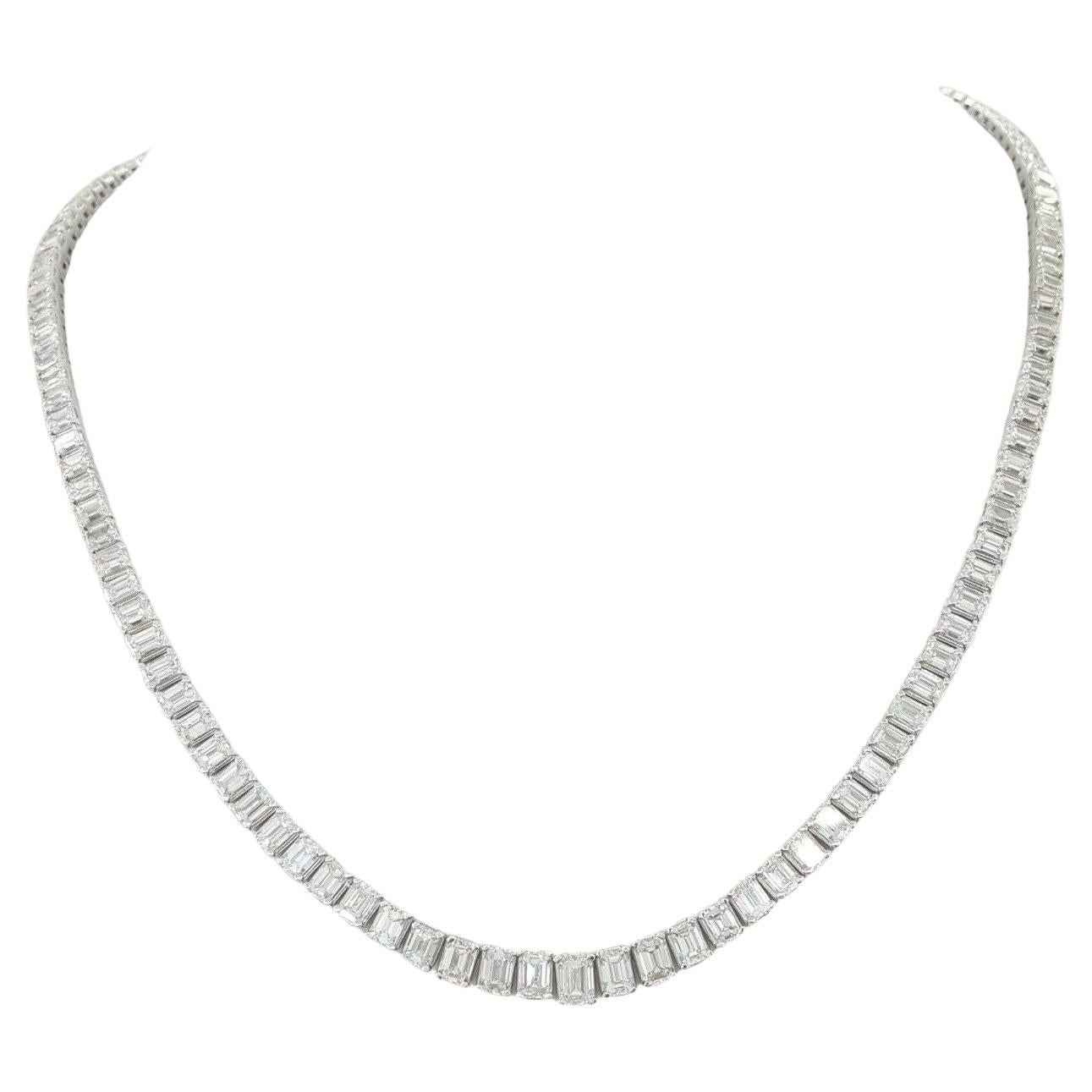 Riviera-Halskette mit 16 Karat Diamanten im Smaragdschliff