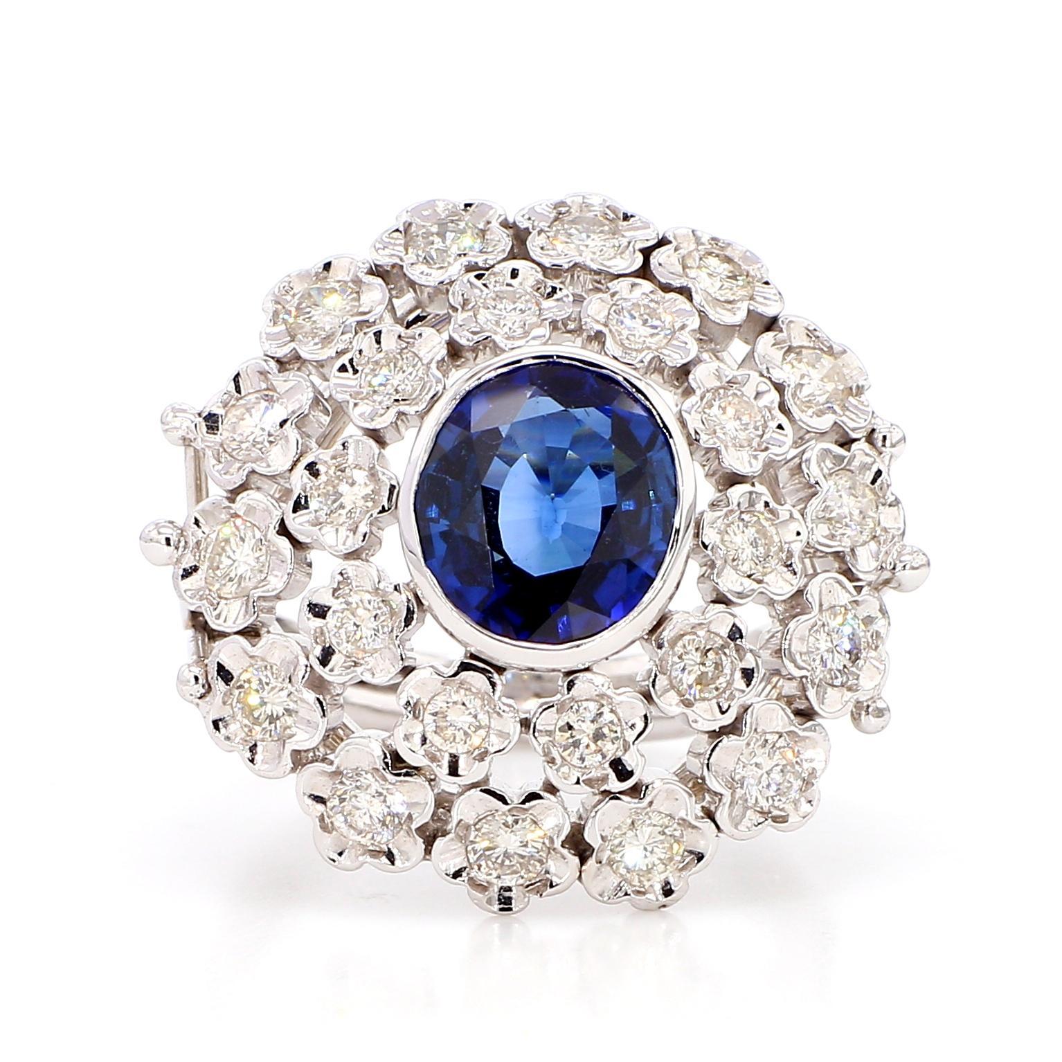 1,6 Karat natürlicher blauer Saphir und 1,77 Karat Diamantring (Rundschliff) im Angebot