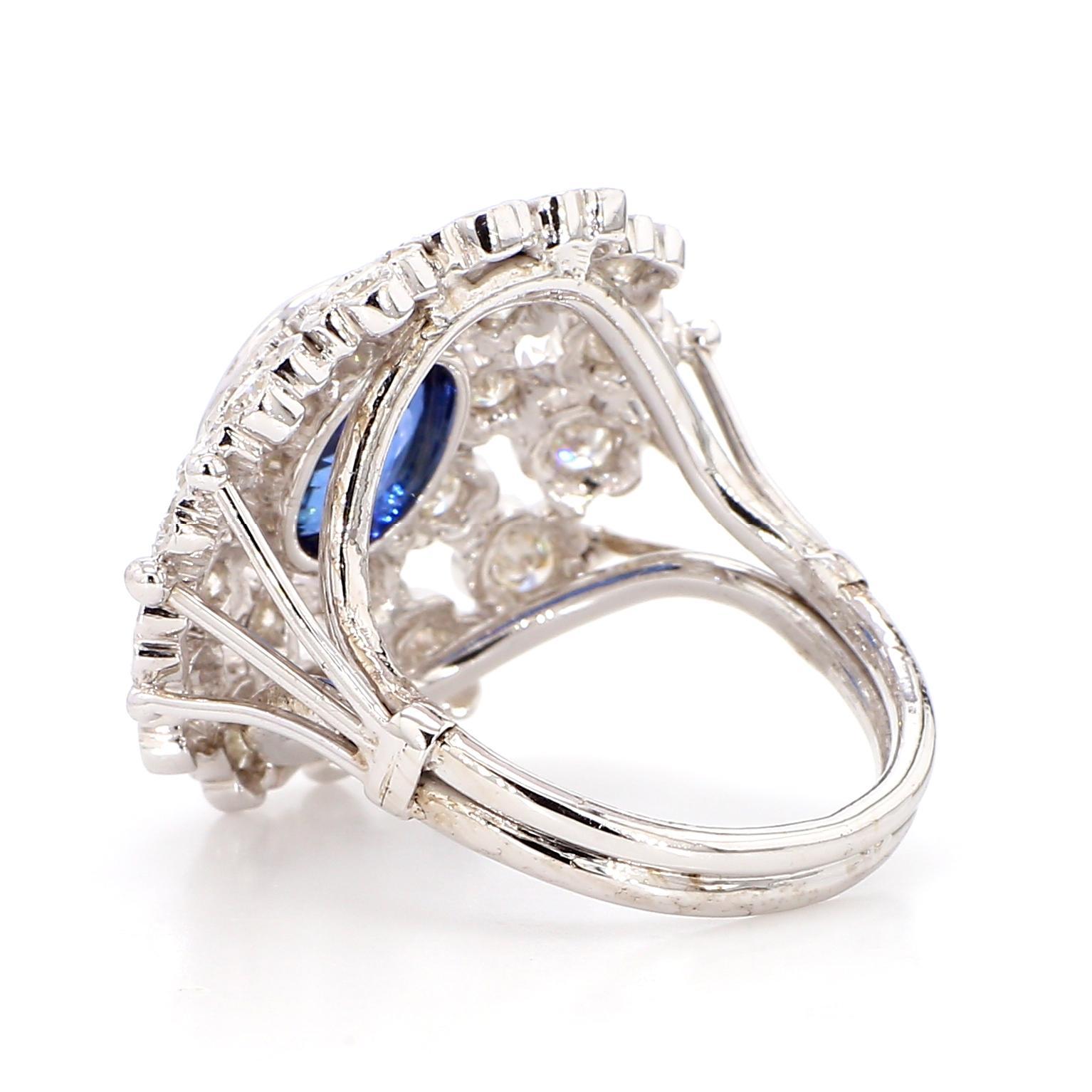 1,6 Karat natürlicher blauer Saphir und 1,77 Karat Diamantring im Angebot 1