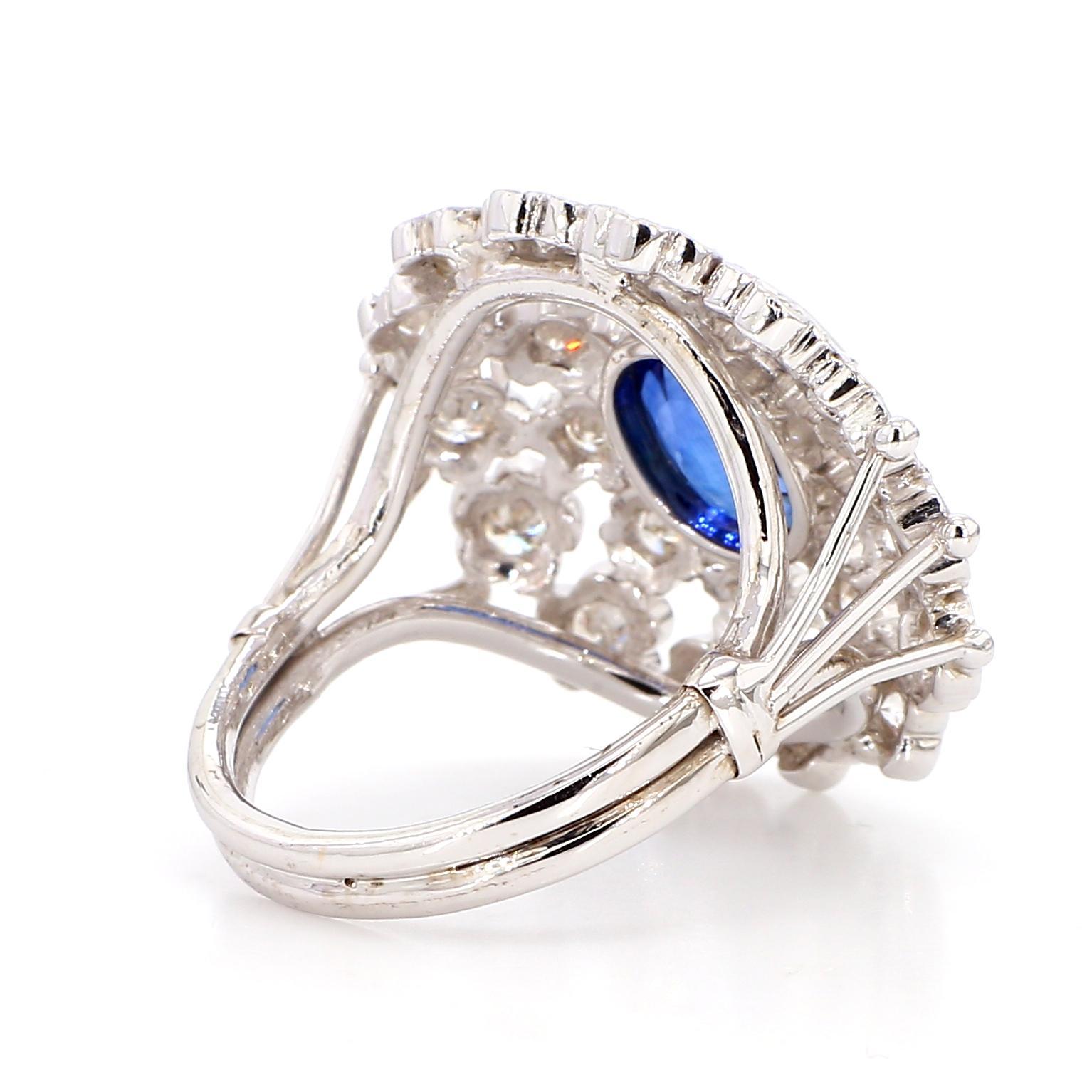 1,6 Karat natürlicher blauer Saphir und 1,77 Karat Diamantring im Angebot 2