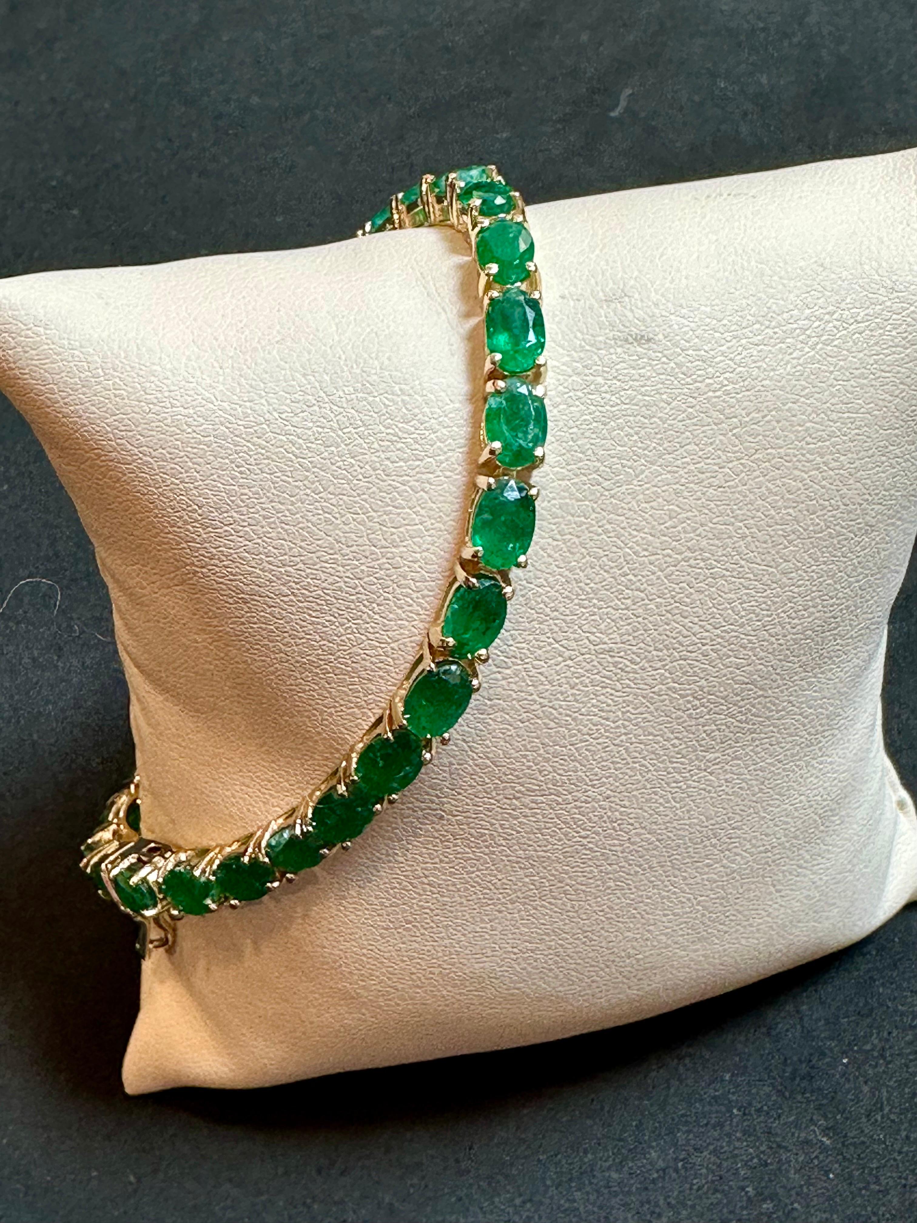 16 Carat Natural Emerald Cocktail Tennis Bracelet 14 Karat Yellow Gold For Sale 13