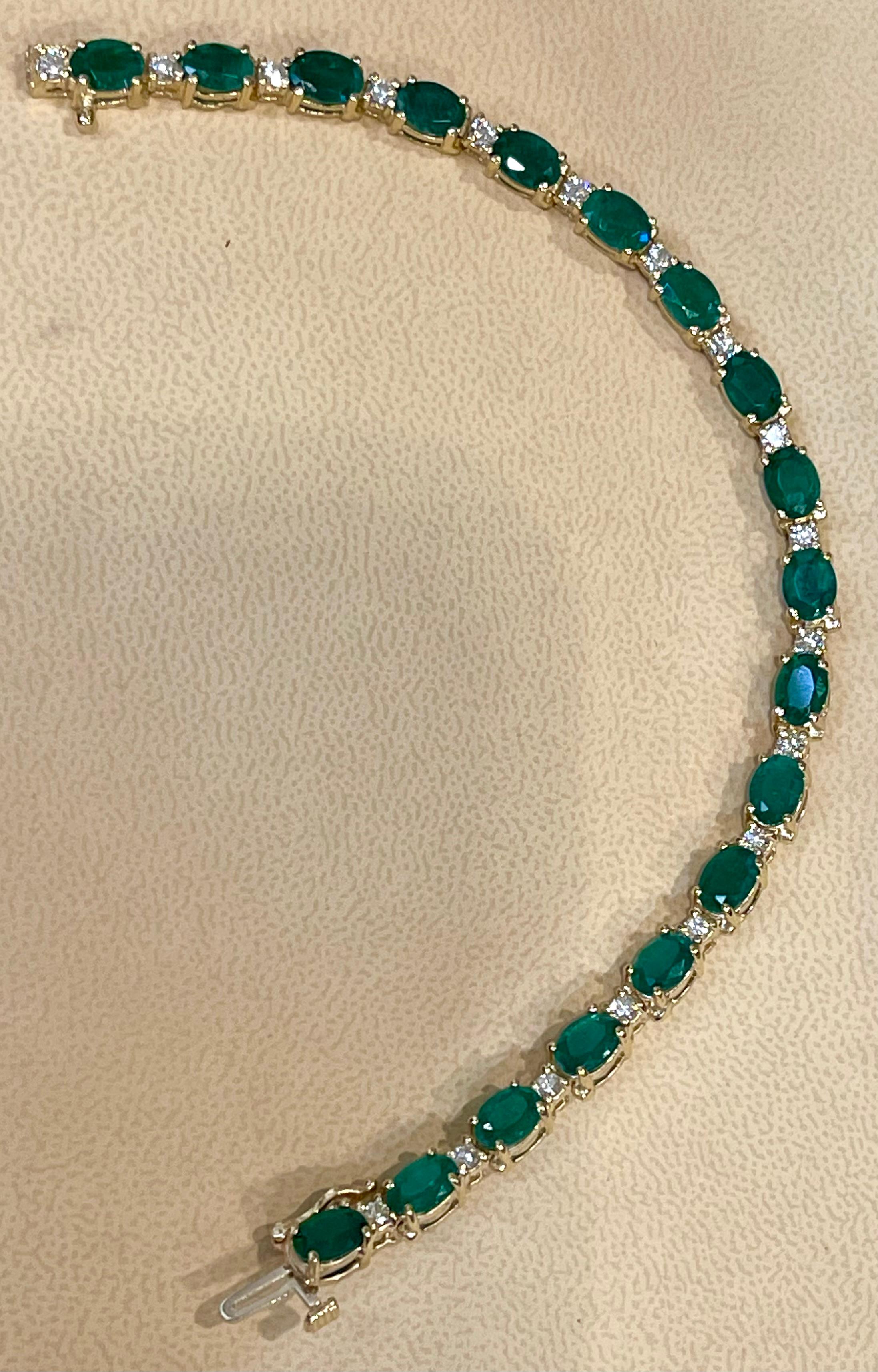 16 Carat Natural Emerald & Diamond Cocktail Tennis Bracelet 14 Karat Yellow Gold For Sale 5
