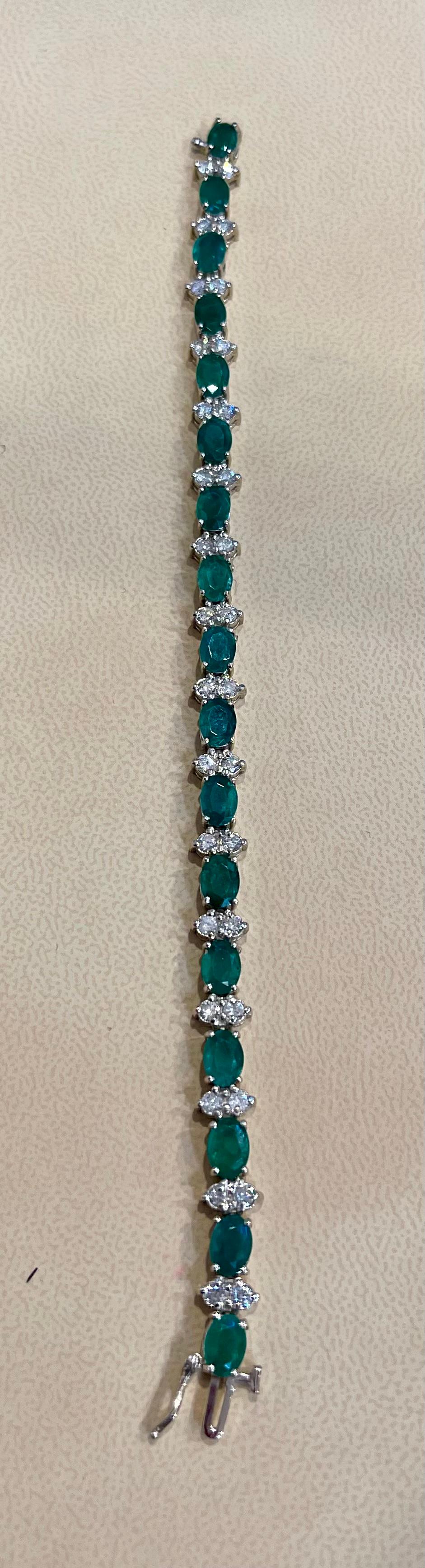 16 Carat Natural Emerald & Diamond Cocktail Tennis Bracelet 14 Karat Yellow Gold For Sale 6