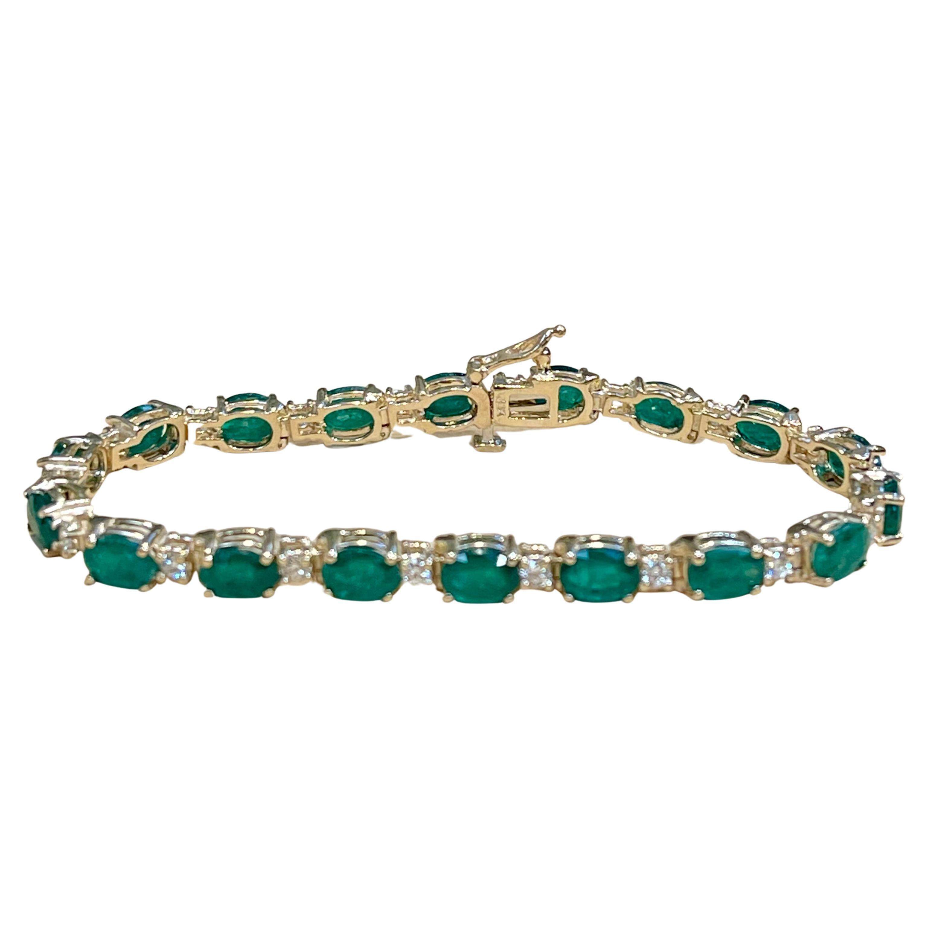 Oval Cut 16 Carat Natural Emerald & Diamond Cocktail Tennis Bracelet 14 Karat Yellow Gold