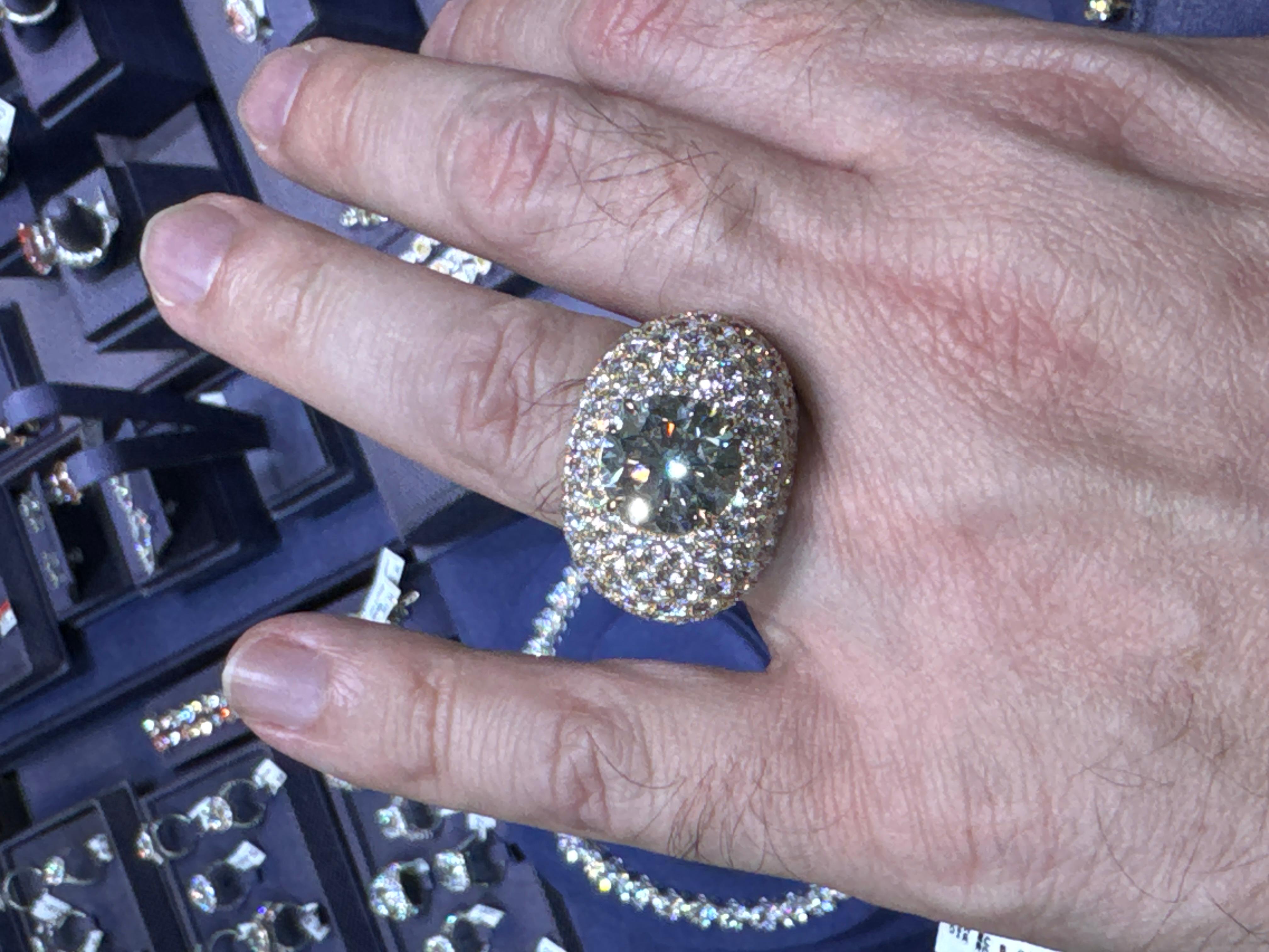 16 Carat Round Brilliant Diamond Chandelier Engagement Ring GIA Certified K VS2 In New Condition For Sale In New York, NY
