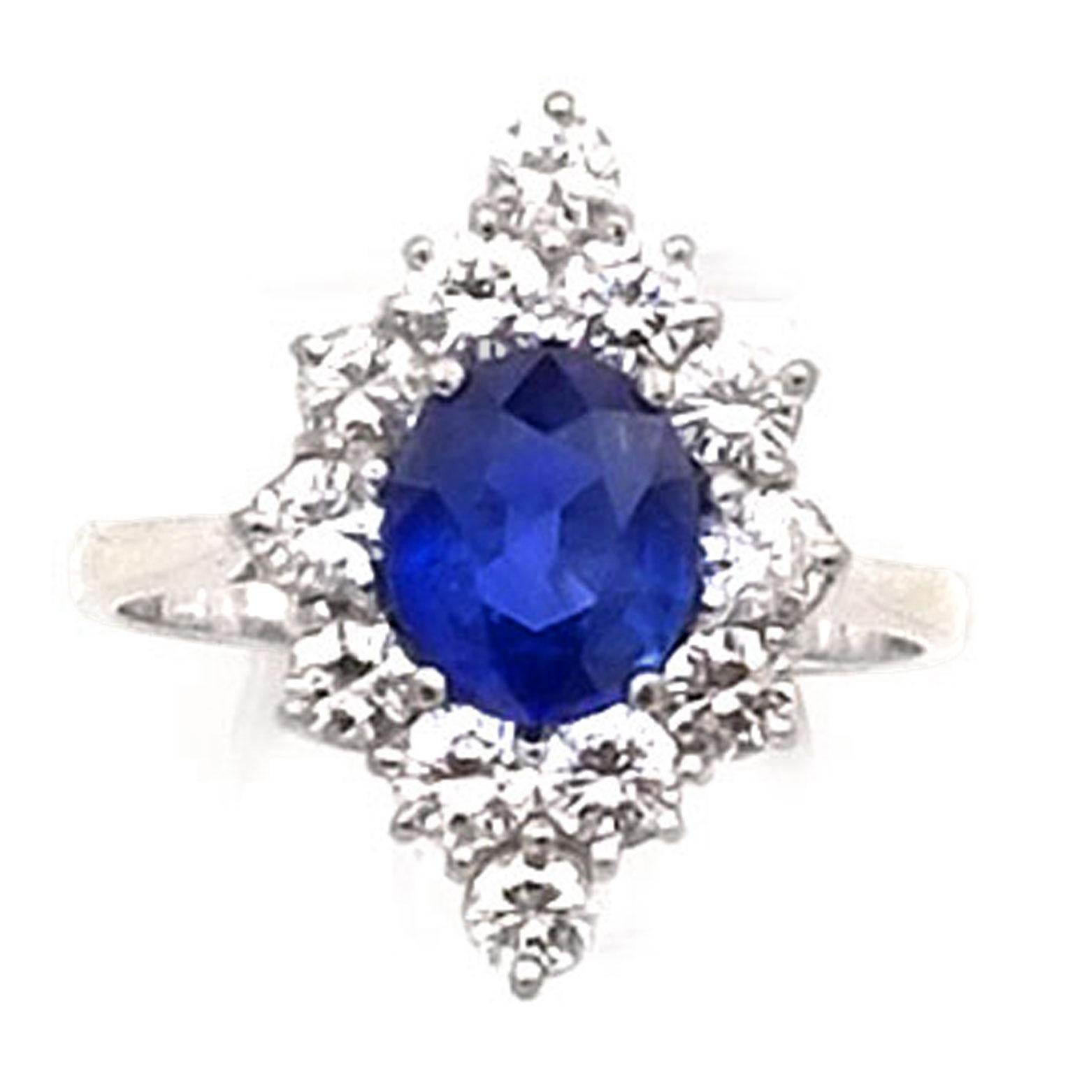 1.6 Carat Sapphire and 0.9 Carat Diamond 18K White Gold Cluster Ring For  Sale at 1stDibs