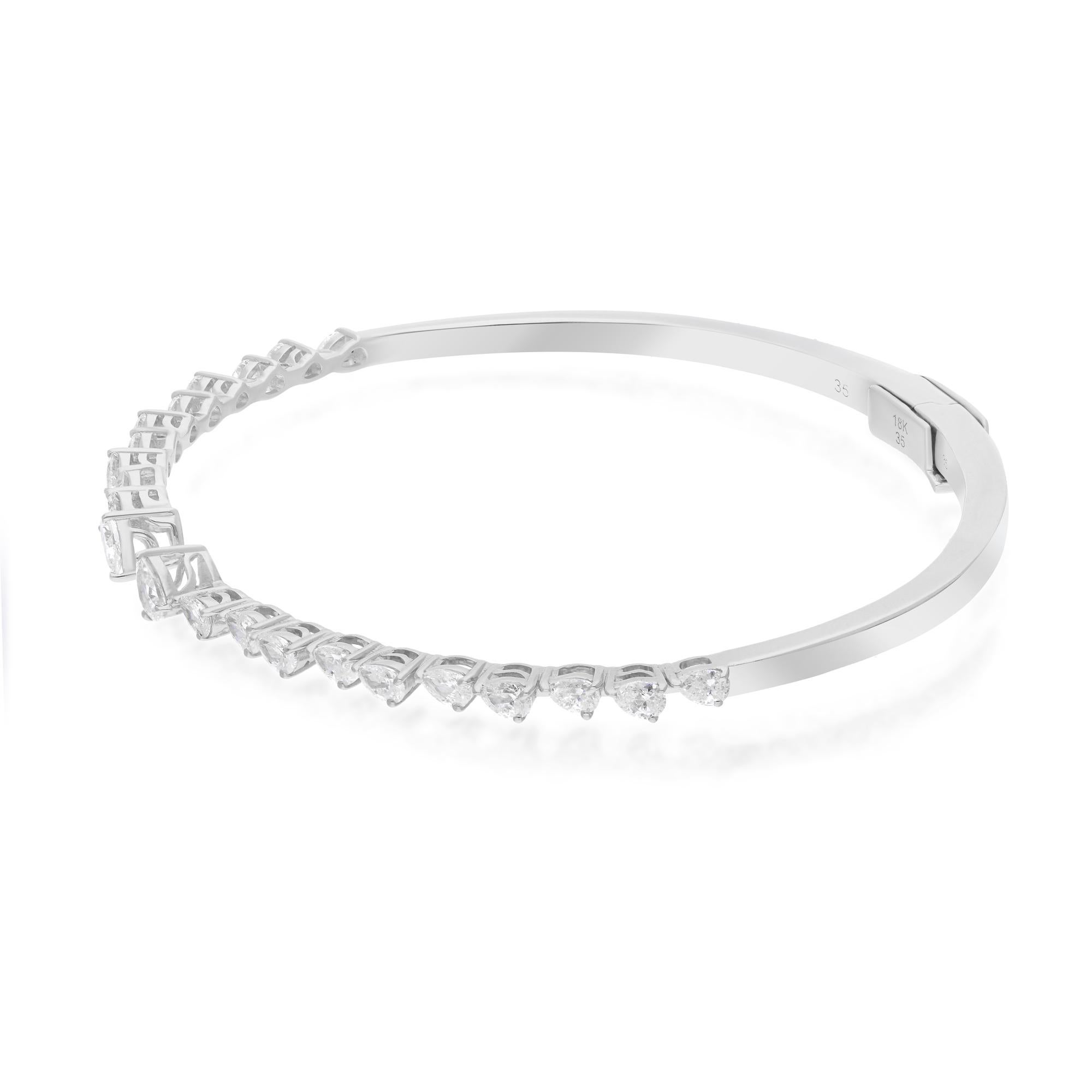 Moderno Diamante a pera da 1,6 carati SI Chiarezza HI Colore Bracciale in oro bianco 18 carati in vendita