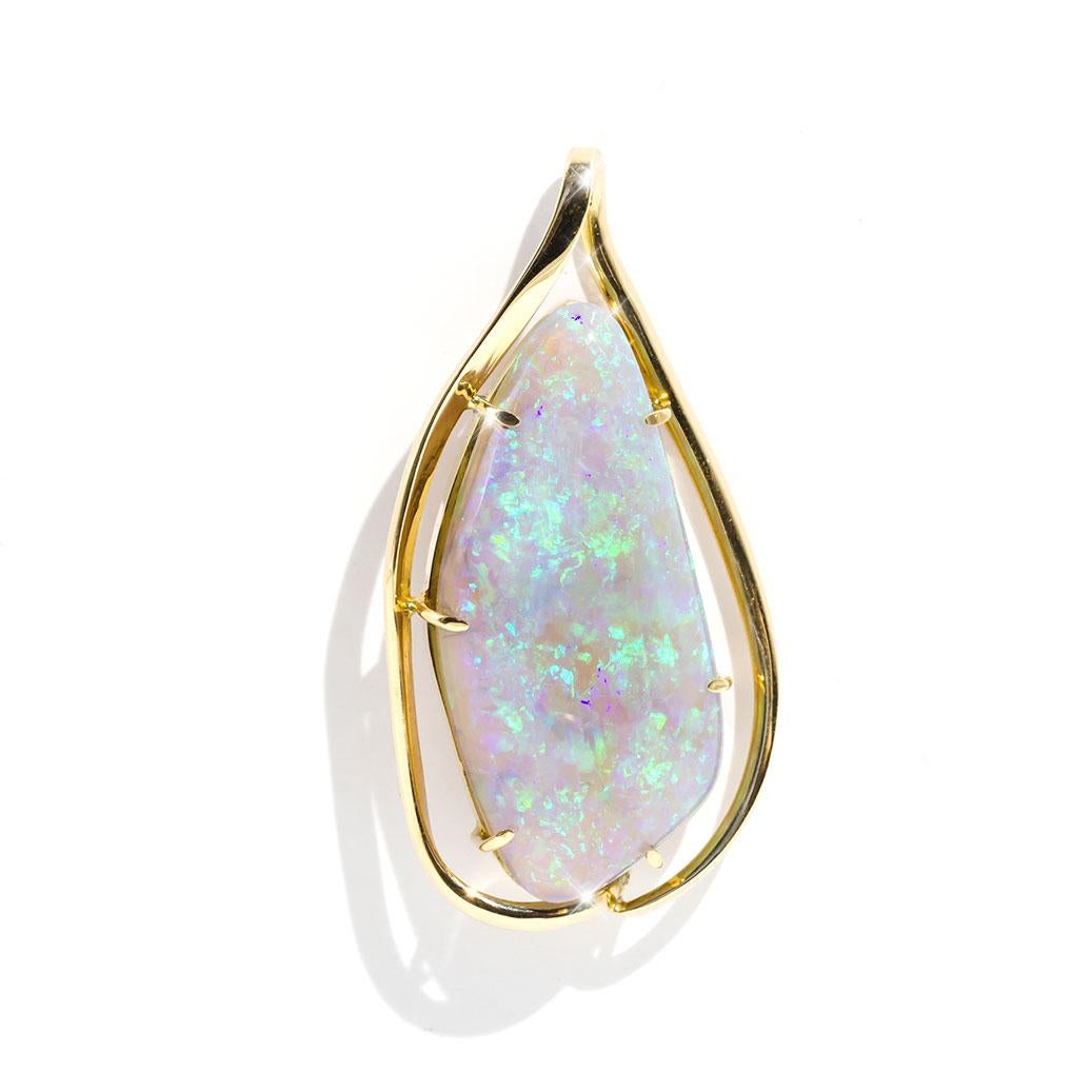 Cabochon 16 Carat Solid Australian Crystal Opal 18 Carat Yellow Gold Vintage Pendant