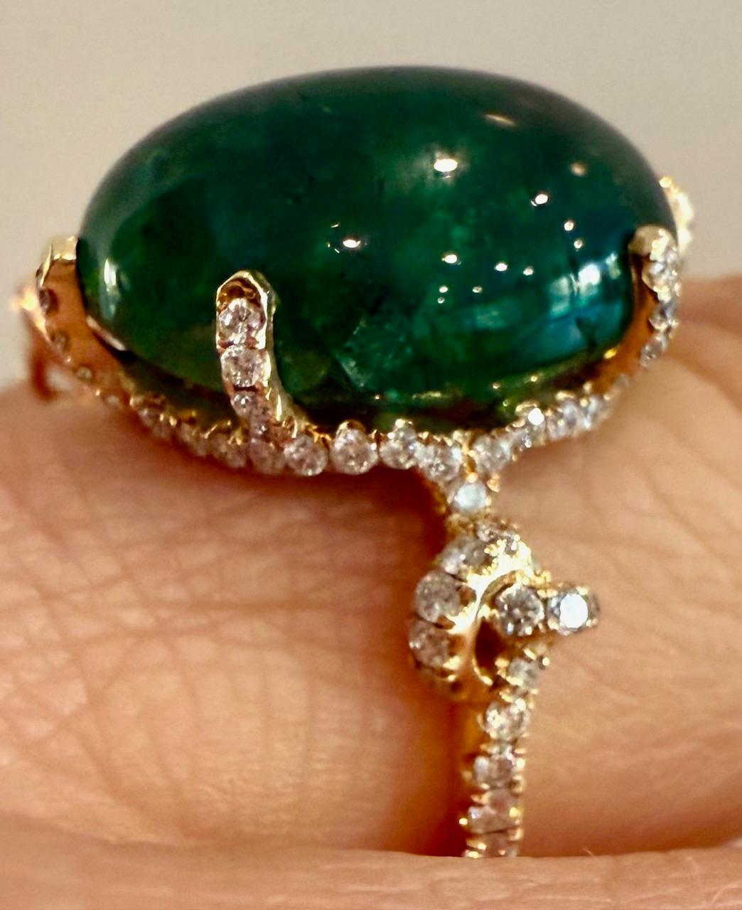 Contemporary 16 Carat Total Weight Zambian Cabochon Emerald Ring with Diamonds,  18K For Sale
