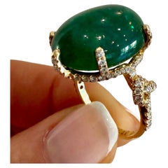 Anillo de esmeralda de cabujón de Zambia con diamantes de 16 quilates de peso total,  18K