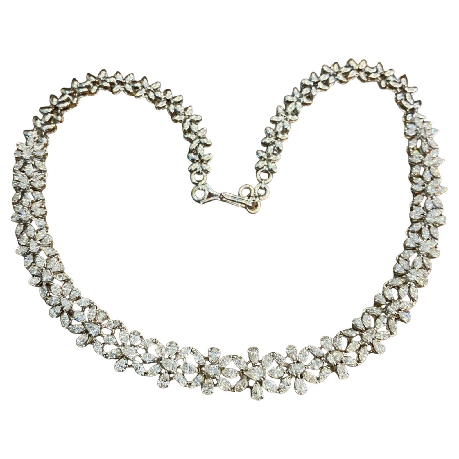 Collana Riviera con diamanti pera e marquise da 16 carati F/VS1 in oro bianco 14K