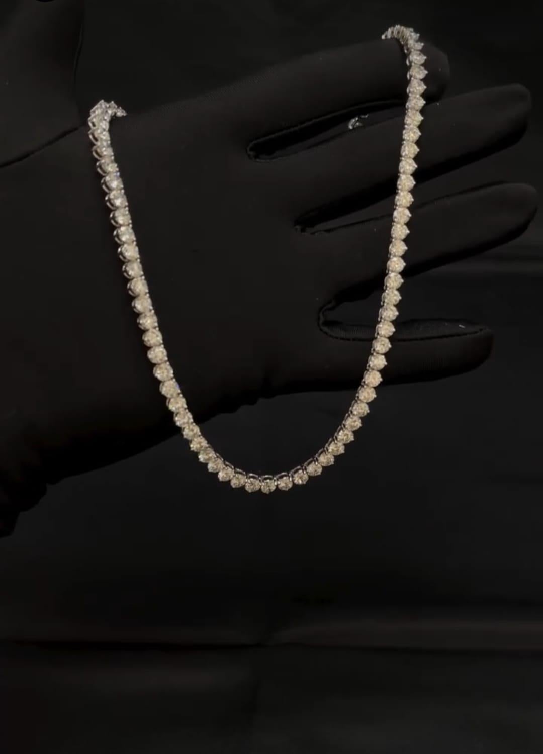 Round Cut 16 Carats Natural Diamonds Tennis Necklace in 14K White Gold 3 Prong For Sale