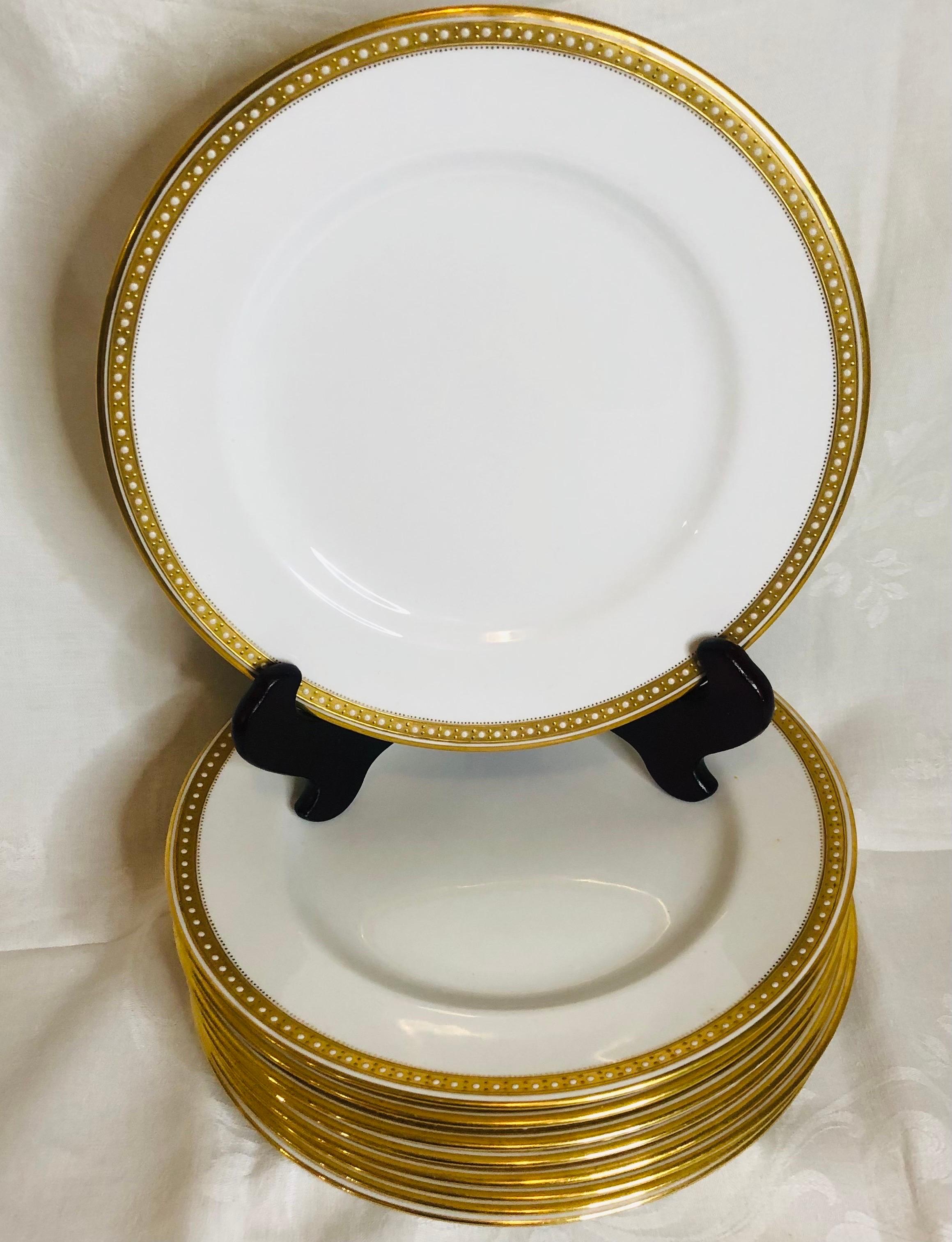 16 Copeland Spode Dinner Plates with Gold Rim & White Jeweling Made for T. Goode In Good Condition In Boston, MA