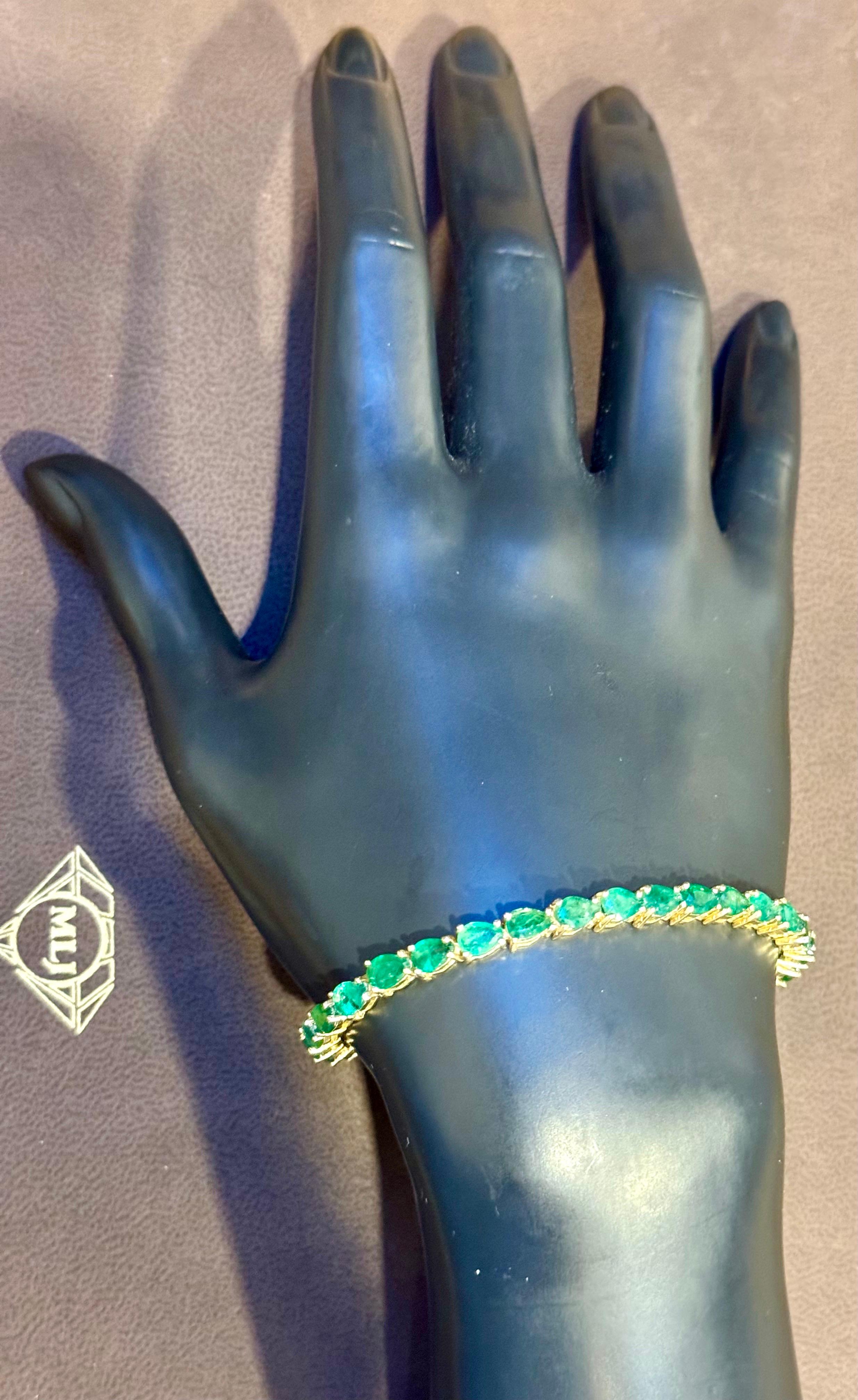 Bracciale tennis con smeraldo a forma di pera naturale da 16 carati in oro giallo 14 Kt 7