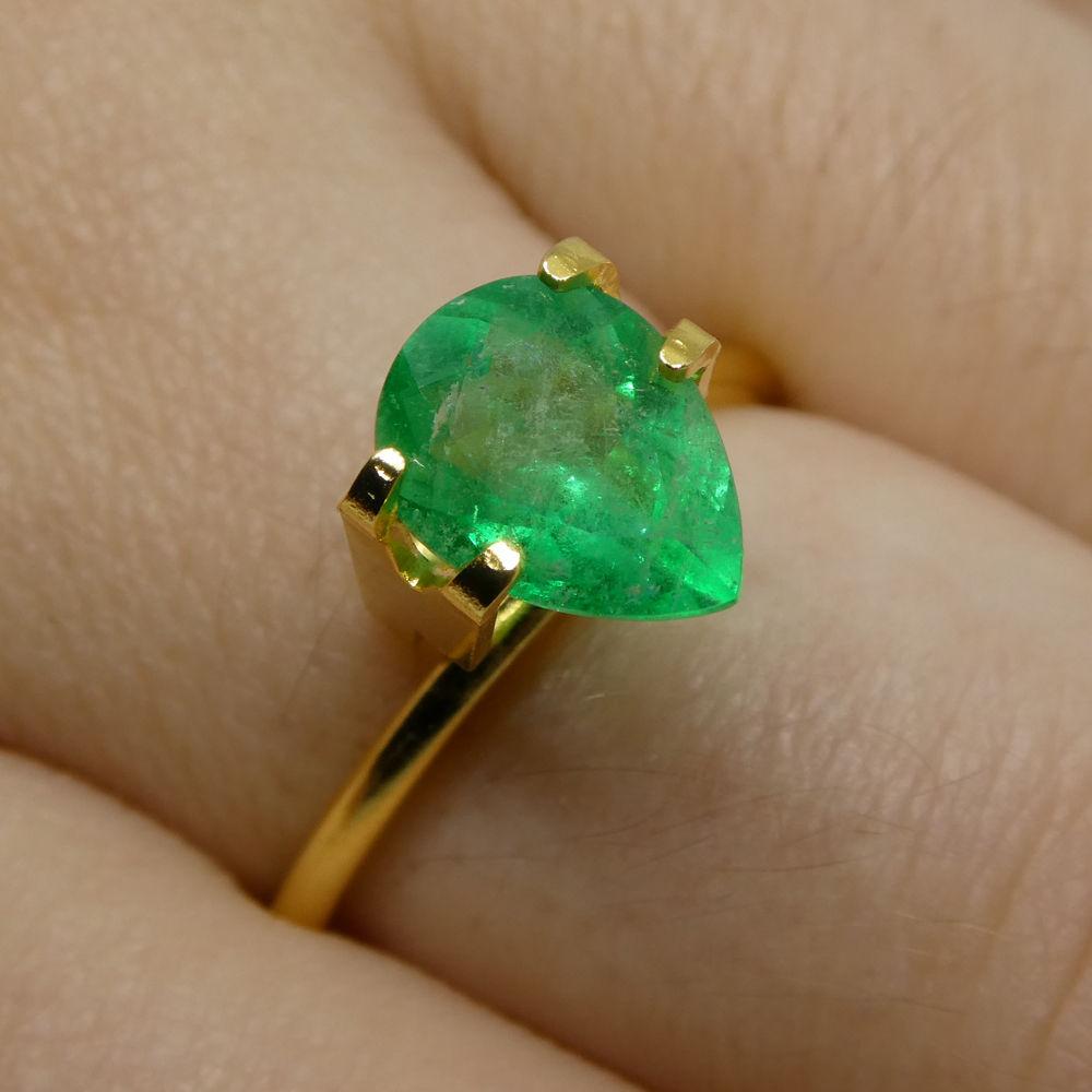 Brilliant Cut 1.6 ct Pear Emerald GIA Certified Colombian F1/Minor For Sale