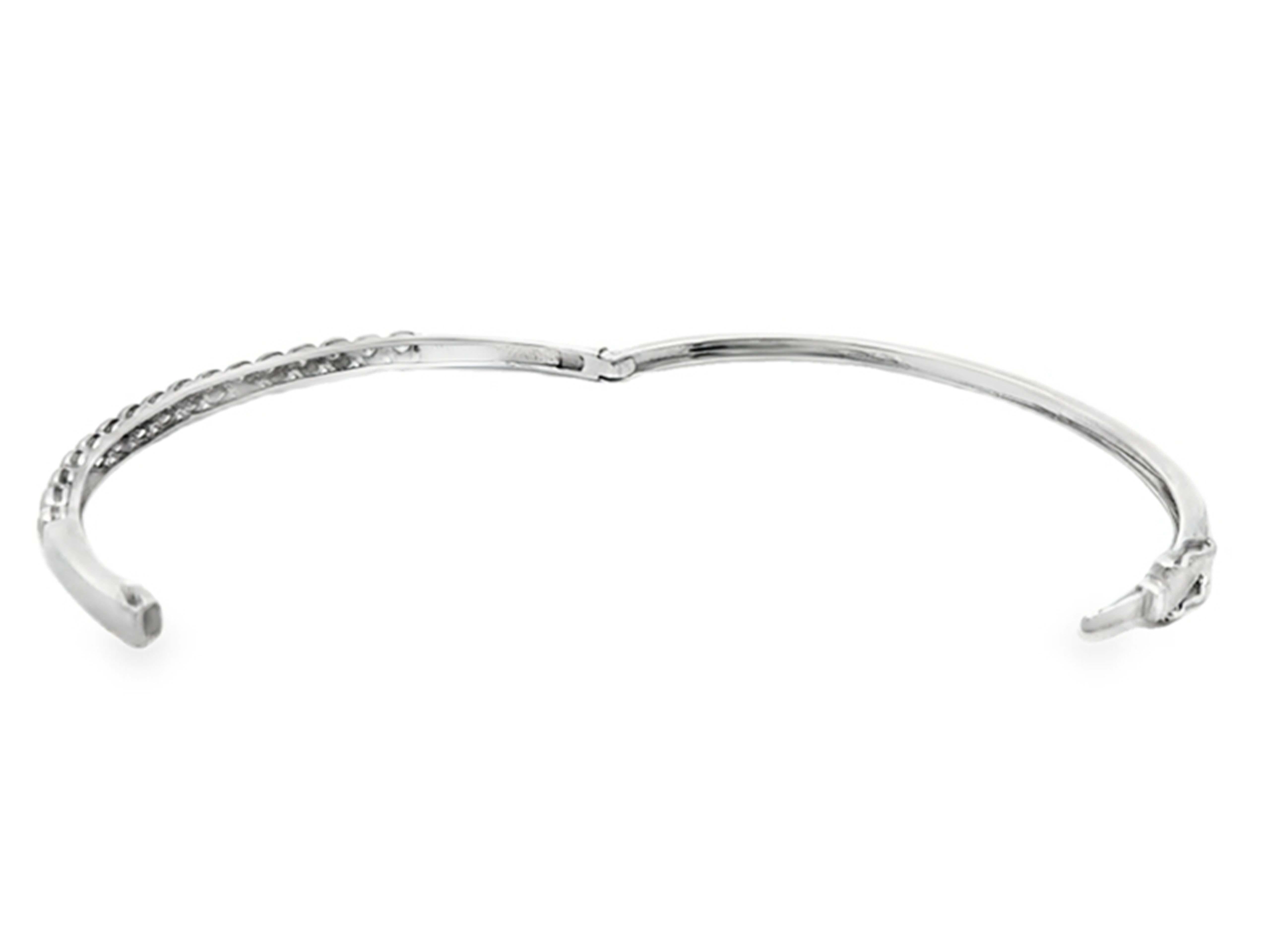 Bracciale con 16 diamanti in oro bianco massiccio 18 carati in vendita 2