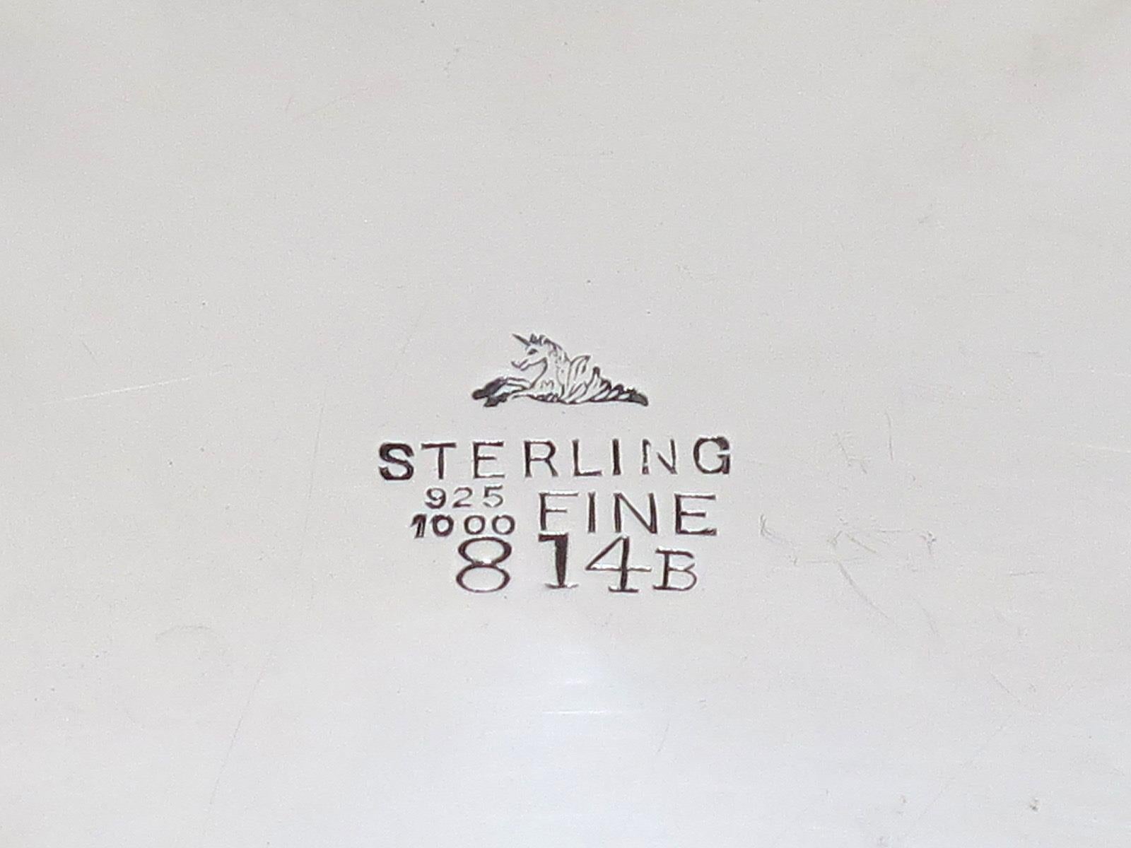 16 Zoll - Sterlingsilber Mauser Antike ovale Servierschale mit durchbrochenem Fuß und Schnörkeln im Zustand „Gut“ im Angebot in Brooklyn, NY