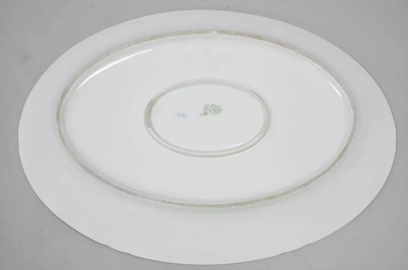 Plat ovale 16