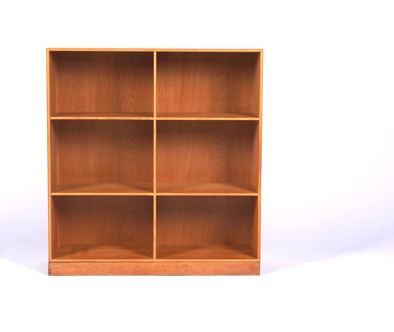 Mid-20th Century 16-piece Oak Bookcase System by Mogens Koch for Rud. Rasmussen