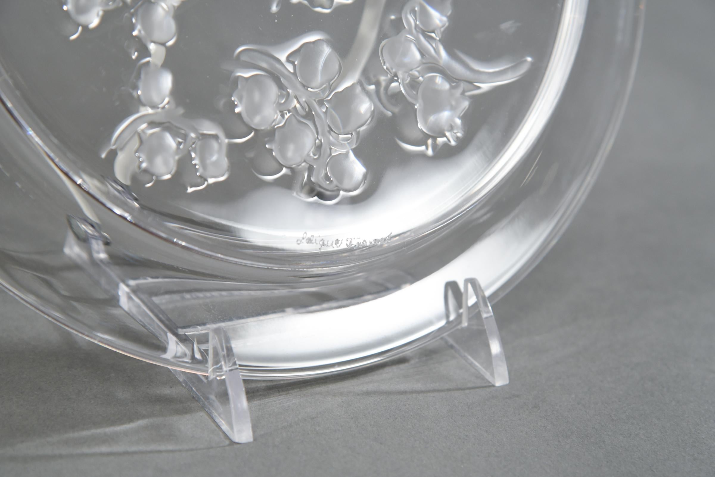 16 Platos de Postre de Cristal Lalique Firmados 