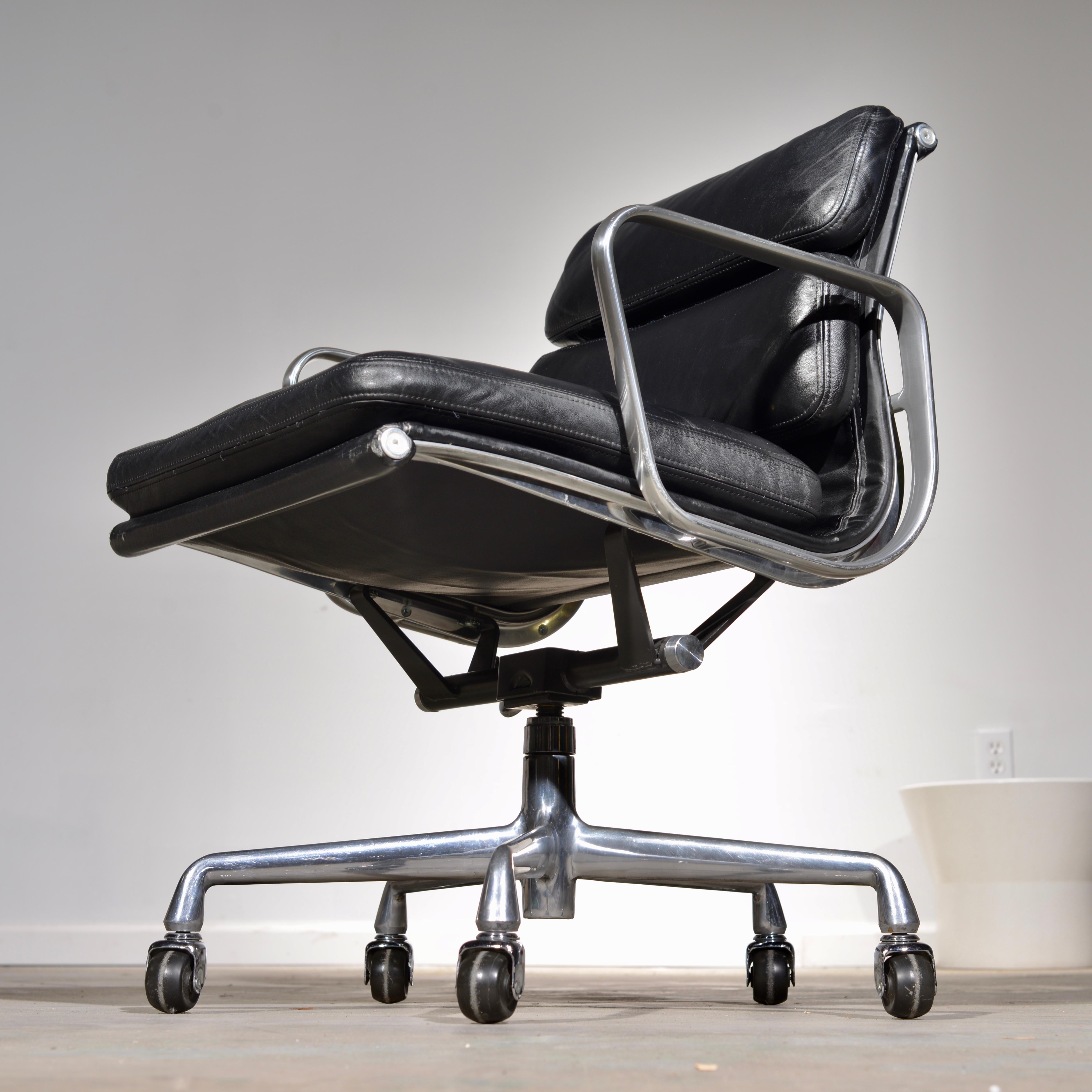 We have 16 of these wonderful Charles and Ray Eames for Herman Miller soft pad management desk chairs from the Aluminum Group line. Featuring black leather upholstery over five-star polished aluminum base. Each chair can be height adjusted and tilt