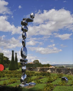 16 Stones Sculpture by Pol Quadens