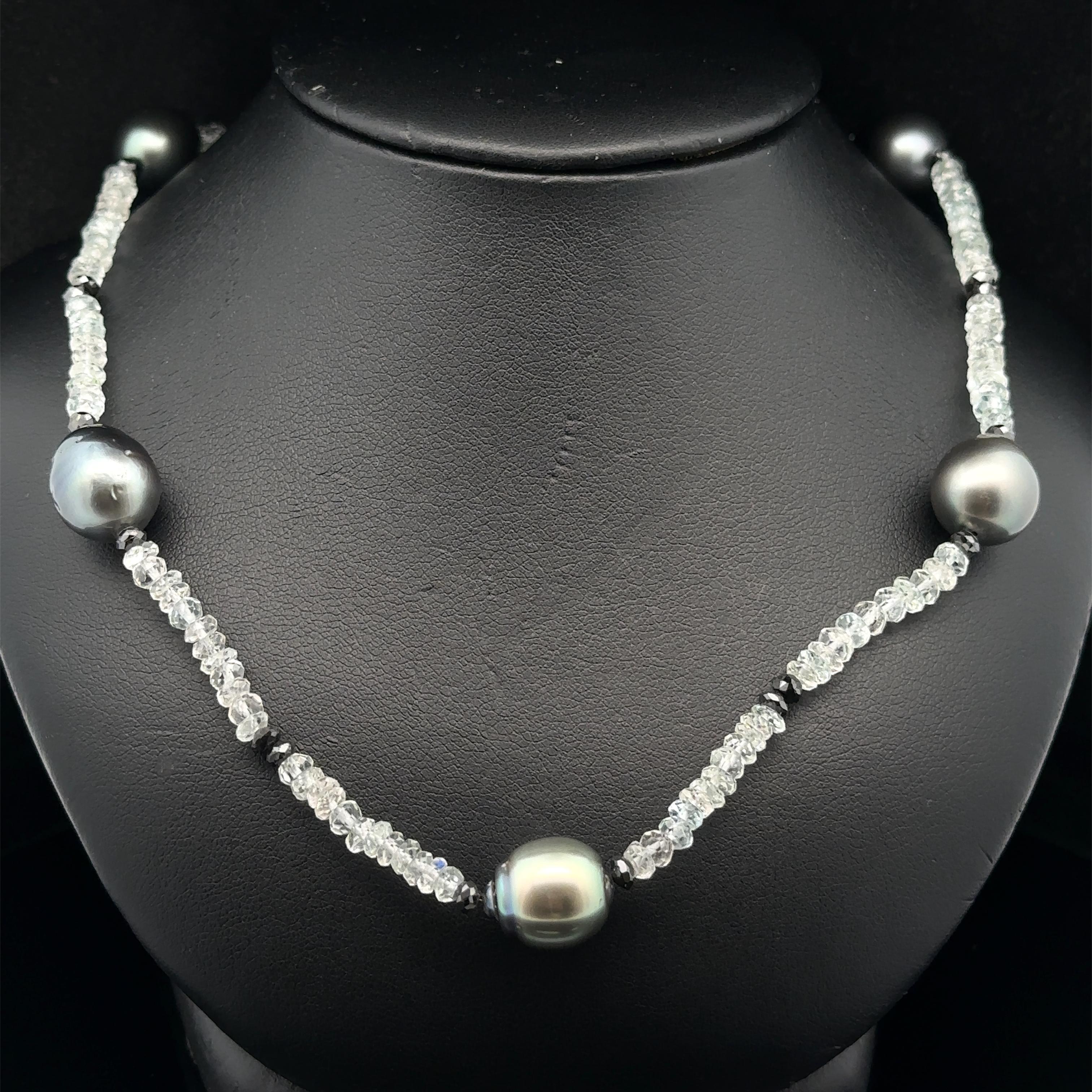 Taglio rotondo Collana con fili di perle di Tahiti e cristalli di rocca da 16