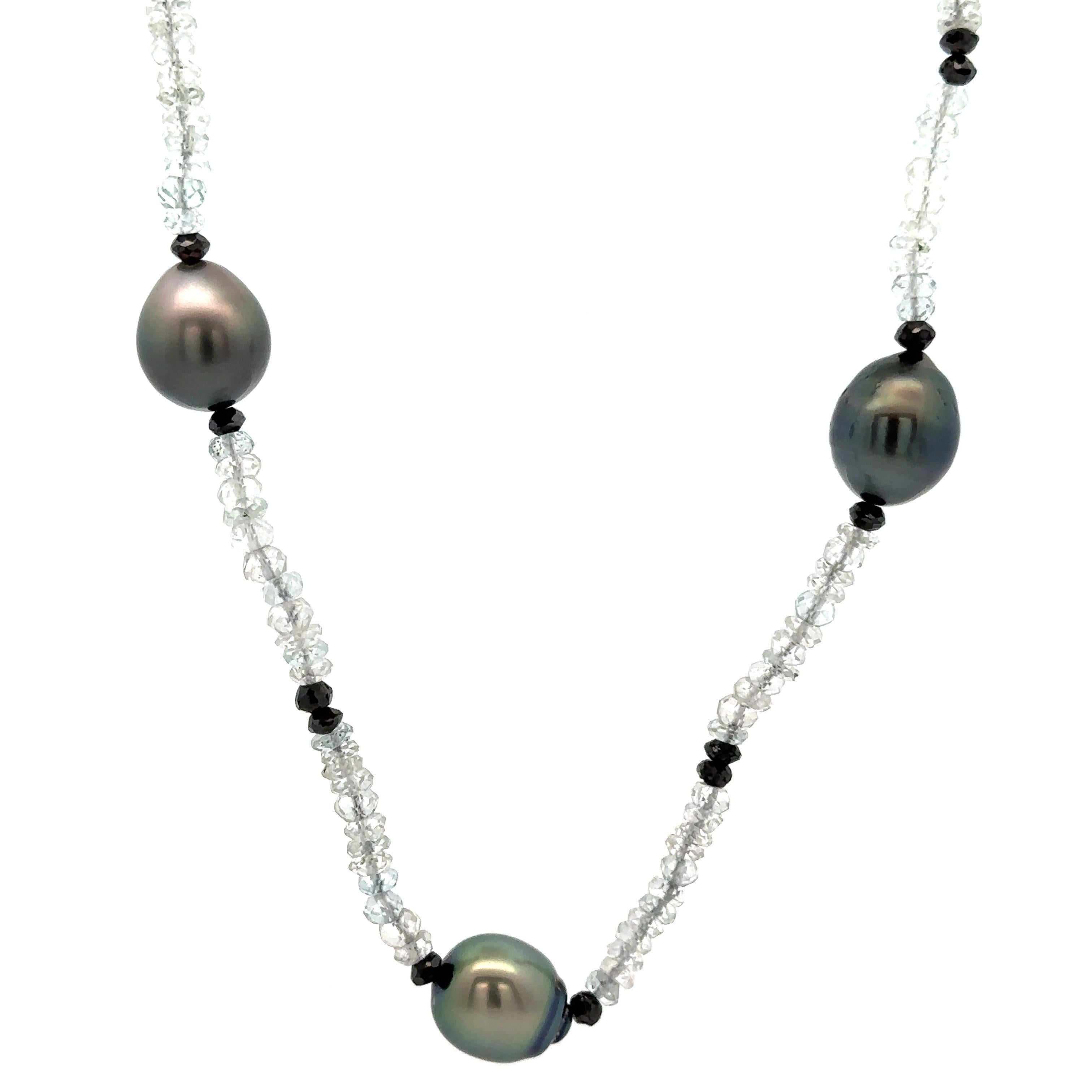 Donna Collana con fili di perle di Tahiti e cristalli di rocca da 16