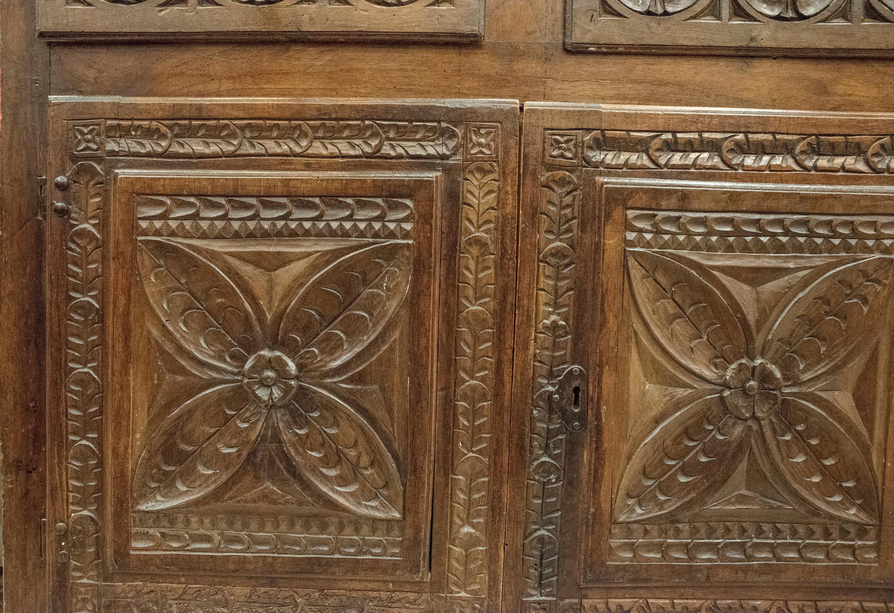 16th Century Carved Walnut Buffet and Iron Handles S XVII Aragonesa School Spain 2