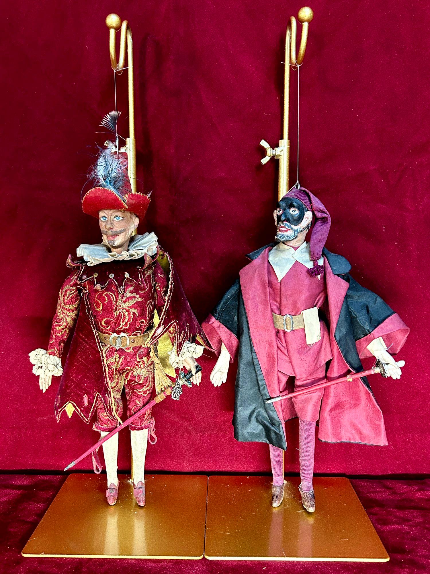16 x Venezianische Marionettenpuppen aus dem 18. Jahrhundert aus dem Commedia dell'arte Theater (17. Jahrhundert) im Angebot