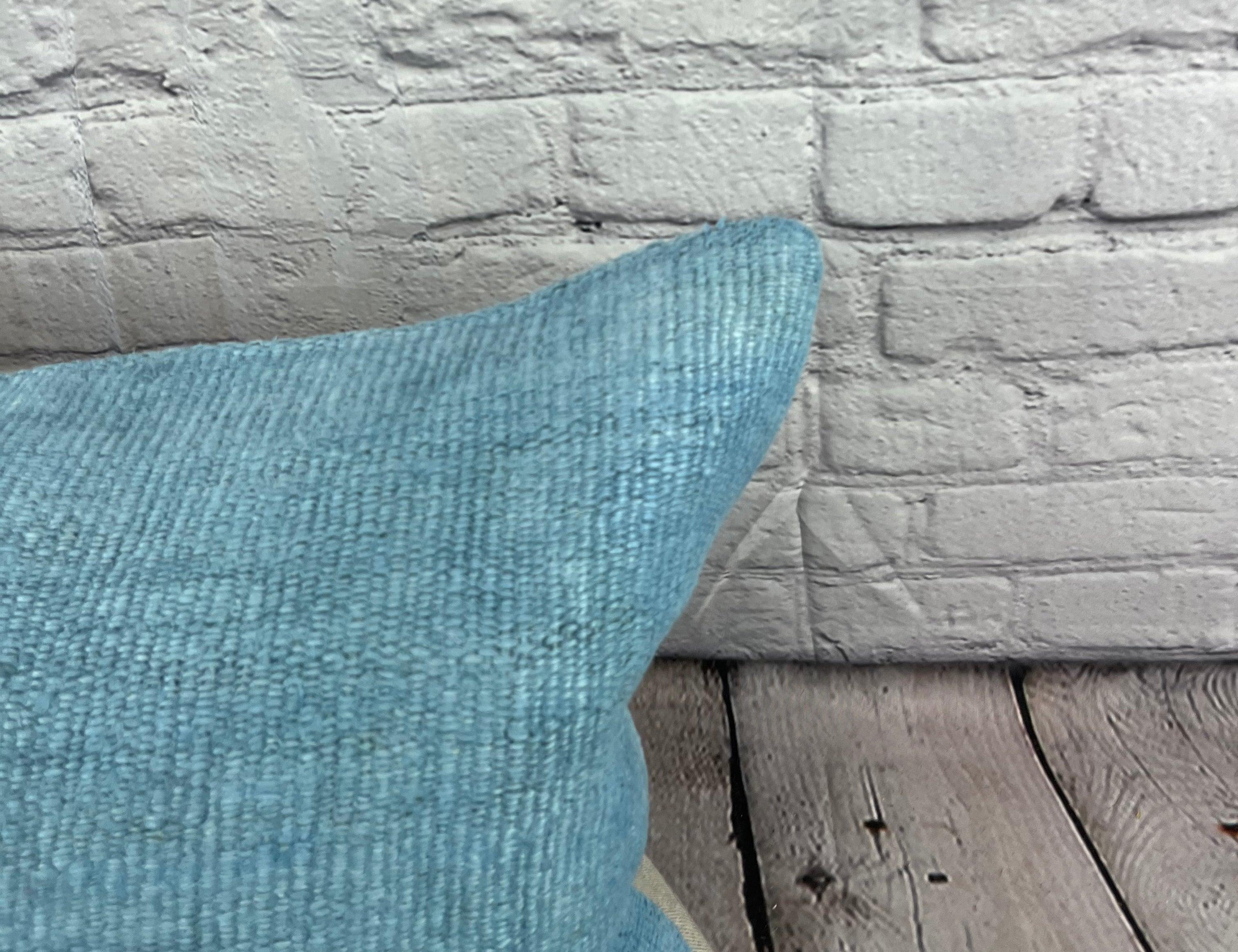 Turc Coussin d'oreiller turc coussin bleu naturel 16 x 24 n° 6215 en vente