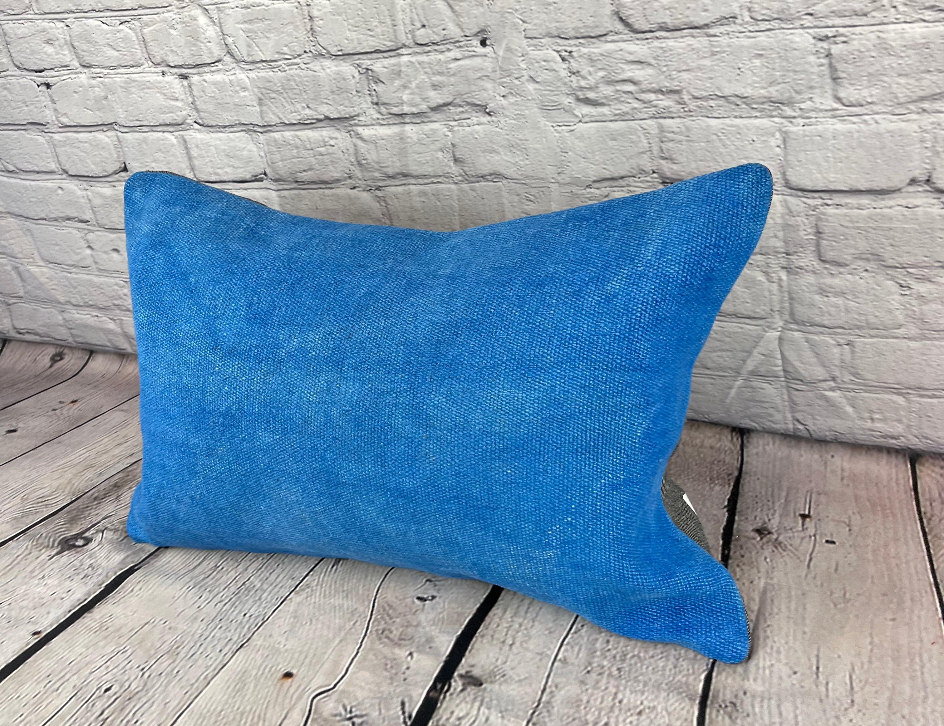 16 x 24 Hemp Pillow Turkish Cushion Natural Blue Pillow Cushion Cover #6251 Elevate your home decor with our Hemp Pillow Turkish Cushion. This exquisite pillow cover, meticulously handwoven, adds a touch of elegance and sophistication to any space.