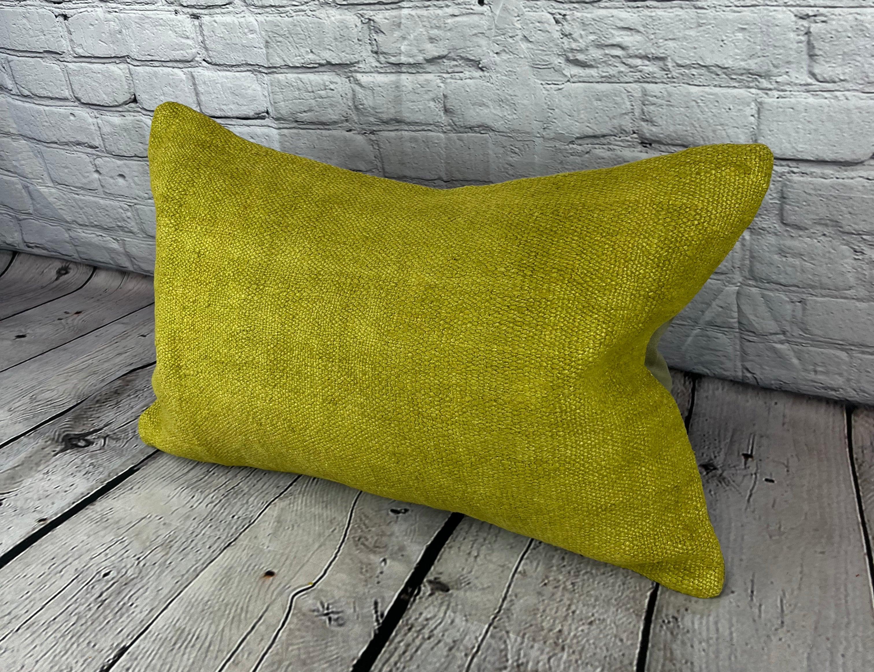 16 x 24 Hempe Pillow Turkish Cushion Natural Green Pillow Cushion Cover #6387 Élevez votre décoration intérieure avec notre Hemp Pillow Turkish Cushion. Cette exquise housse de coussin, méticuleusement tissée à la main, ajoute une touche d'élégance