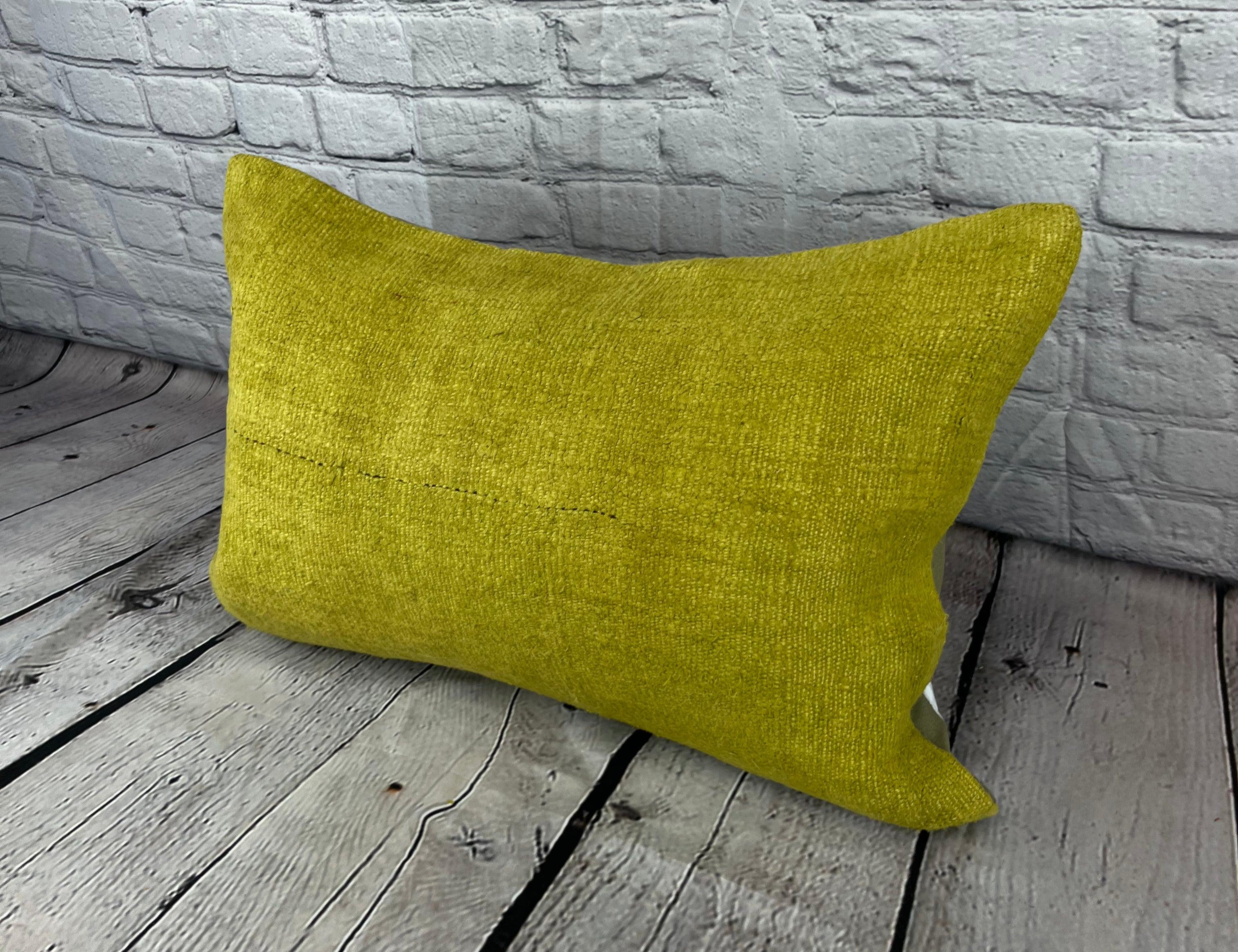 16 x 24 Hemp Pillow Turkish Cushion Natural Green Pillow Cushion Cover #6388 Elevate your home decor with our Hemp Pillow Turkish Cushion. This exquisite pillow cover, meticulously handwoven, adds a touch of elegance and sophistication to any space.